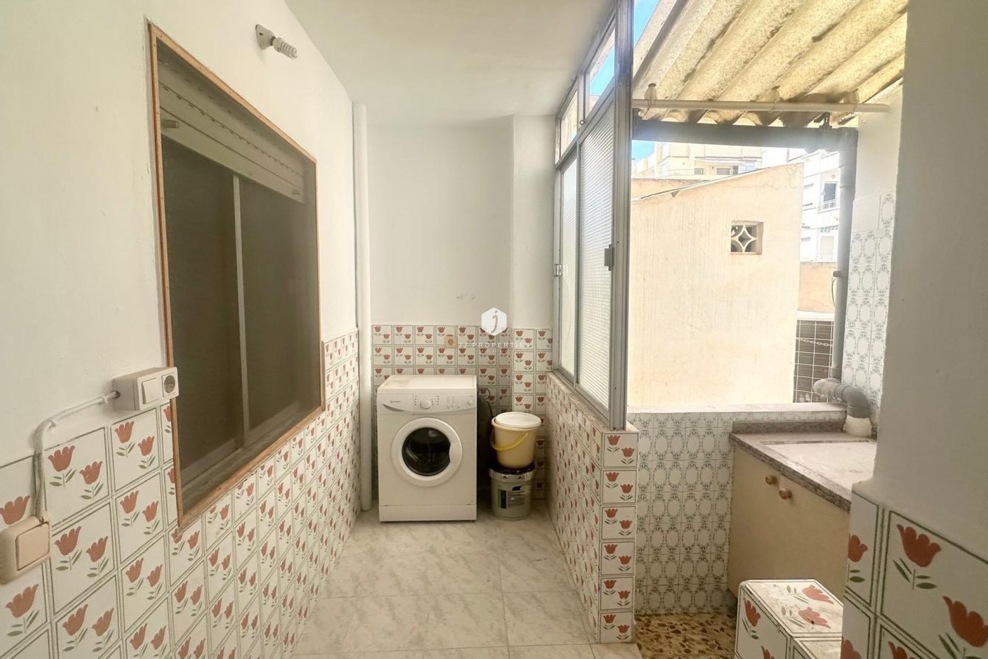 Segunda mano - Apartamento / piso -
Torrevieja - Estacion de autobuses