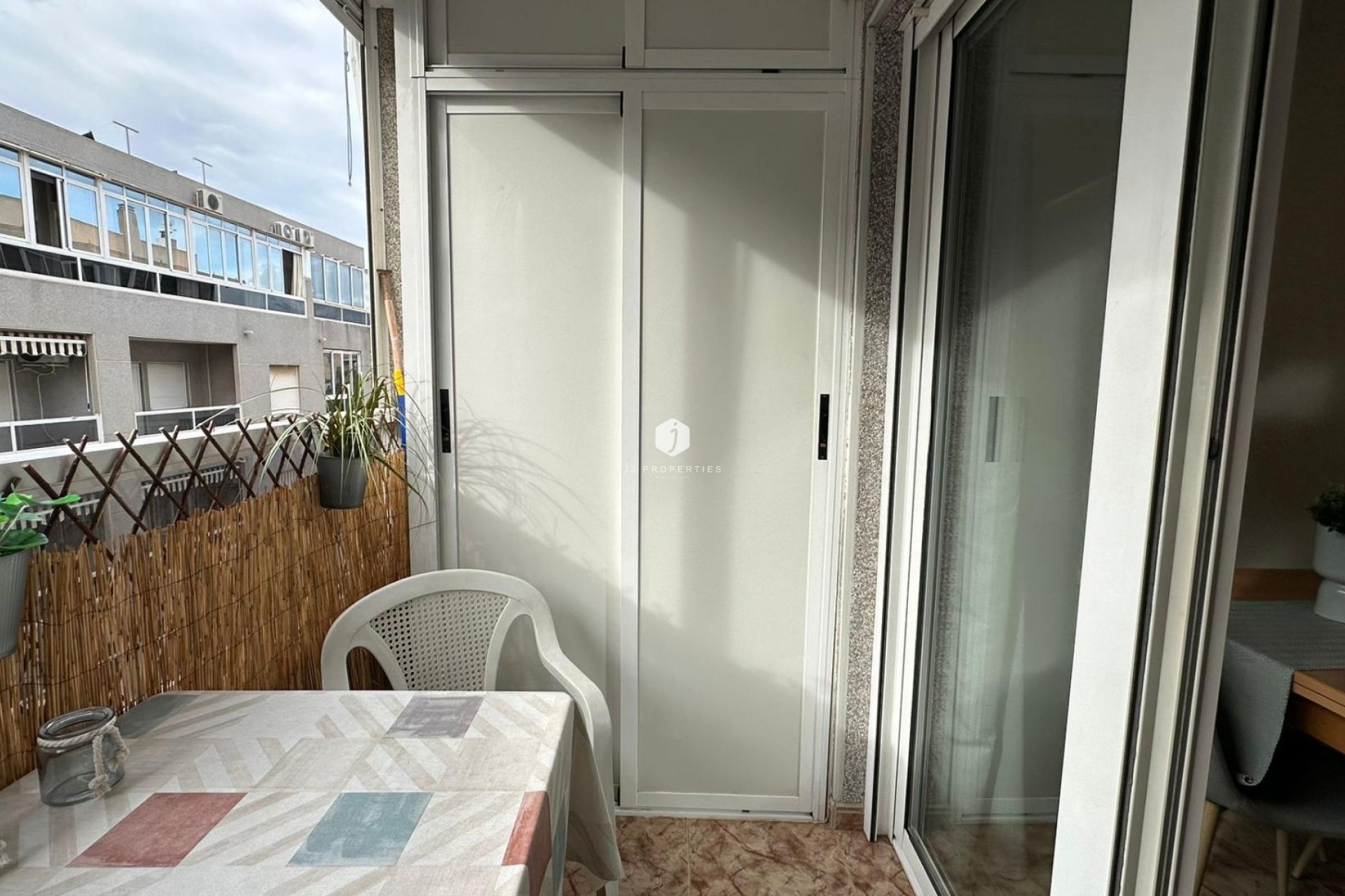 Segunda mano - Apartamento / piso -
Torrevieja - Estacion de autobuses