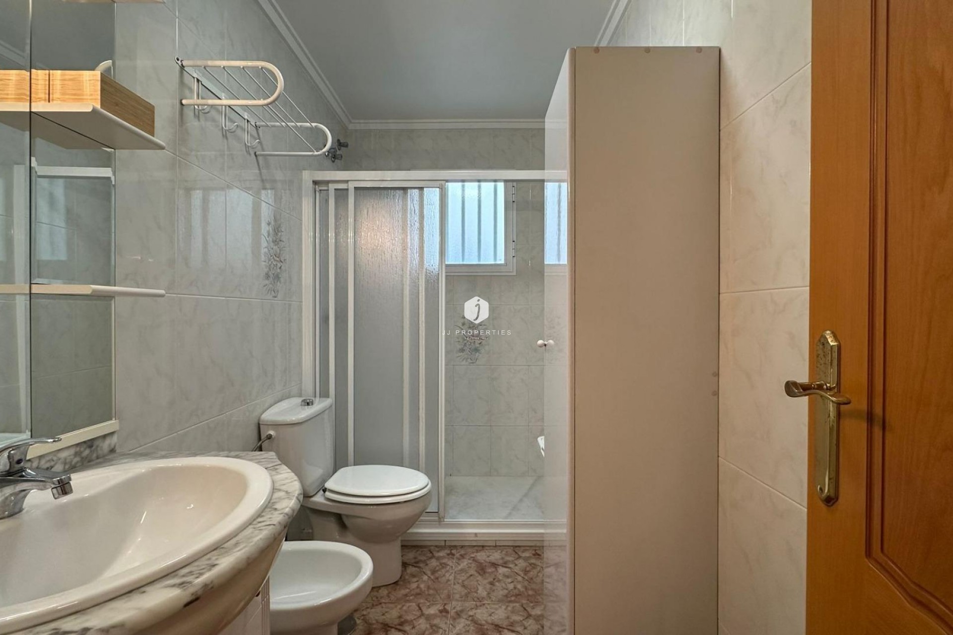 Segunda mano - Apartamento / piso -
Torrevieja - Estacion de autobuses