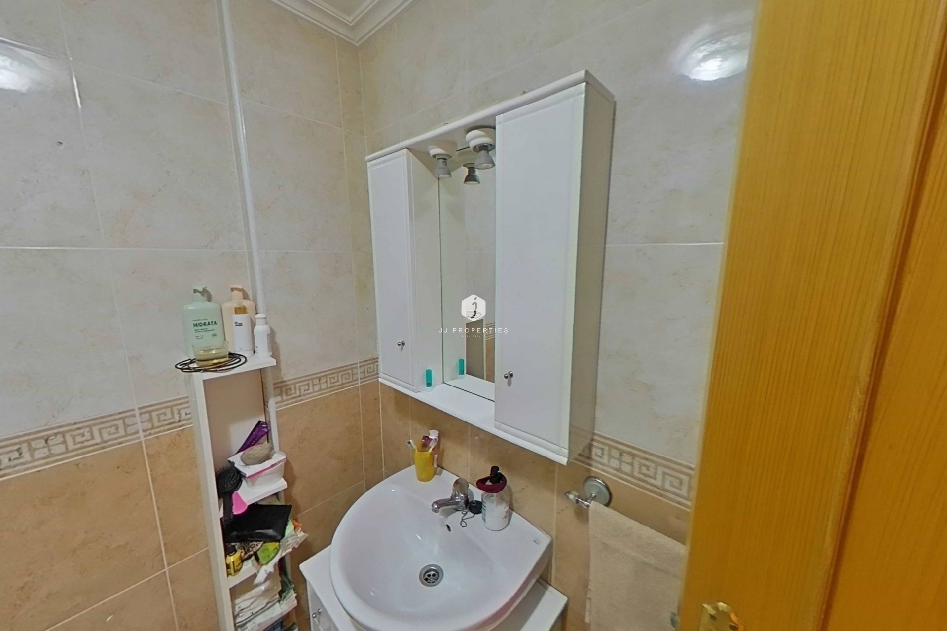 Segunda mano - Apartamento / piso -
Torrevieja - Estacion de autobuses