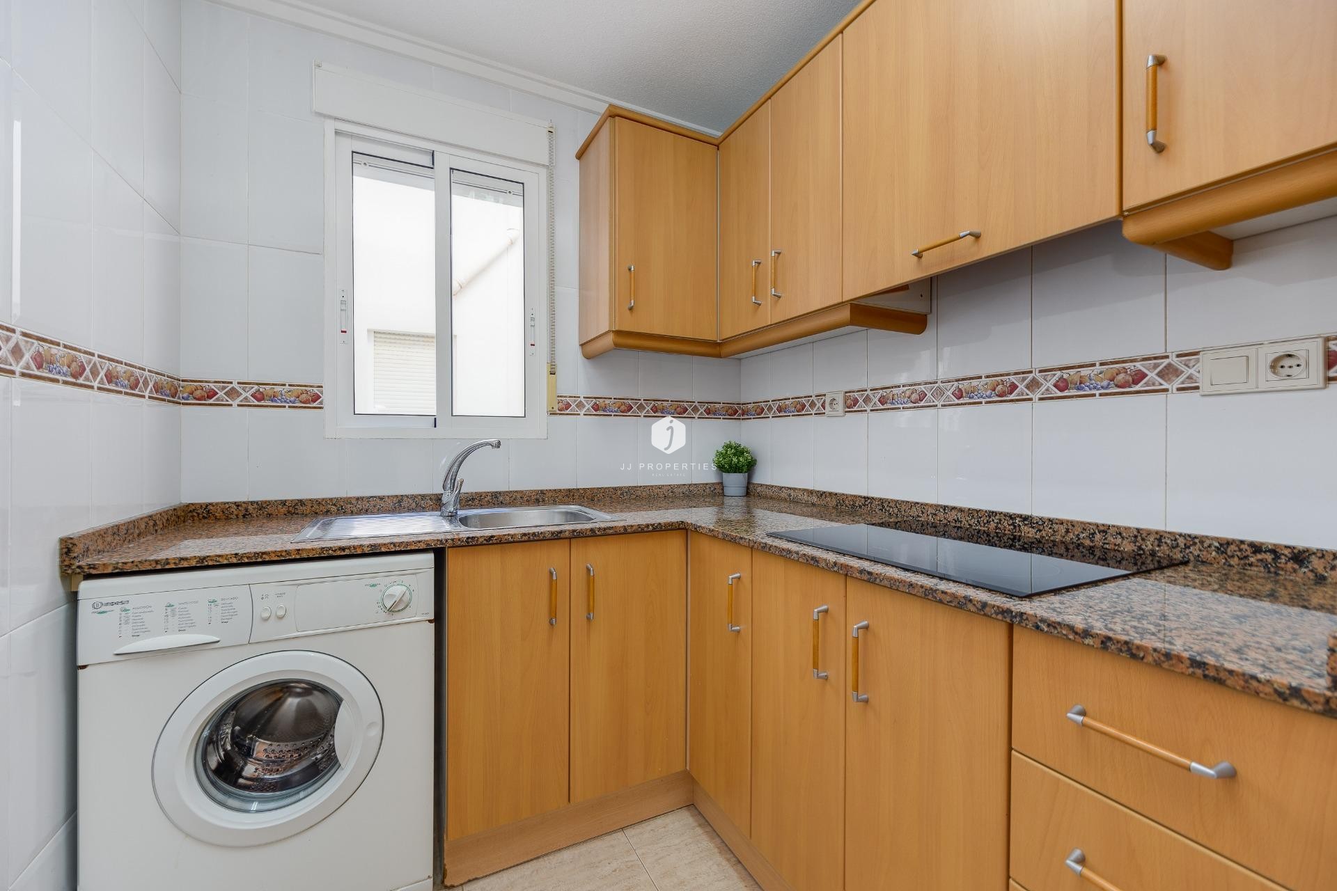 Segunda mano - Apartamento / piso -
Torrevieja - Estacion de autobuses