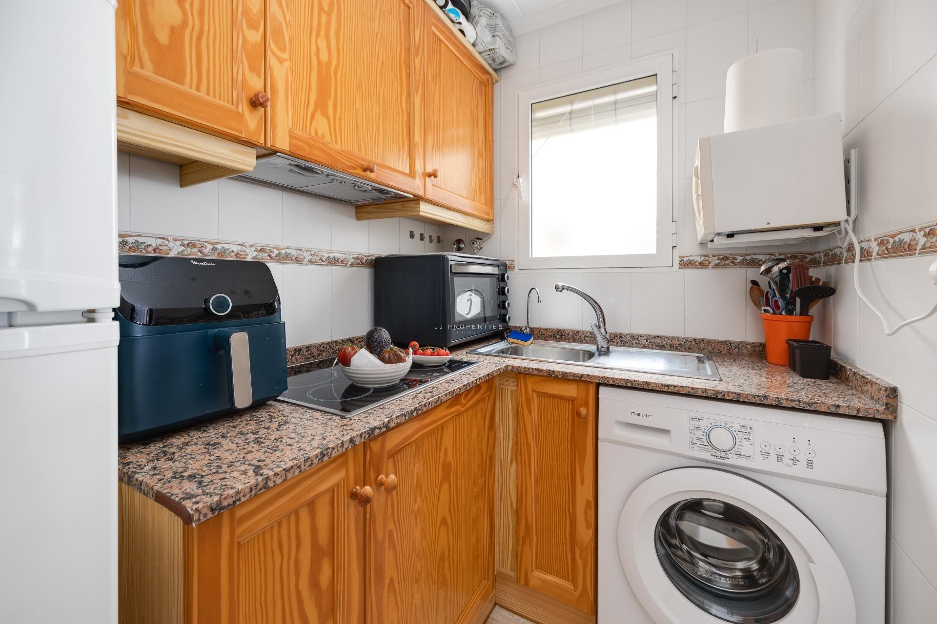 Segunda mano - Apartamento / piso -
Torrevieja - Estacion de autobuses