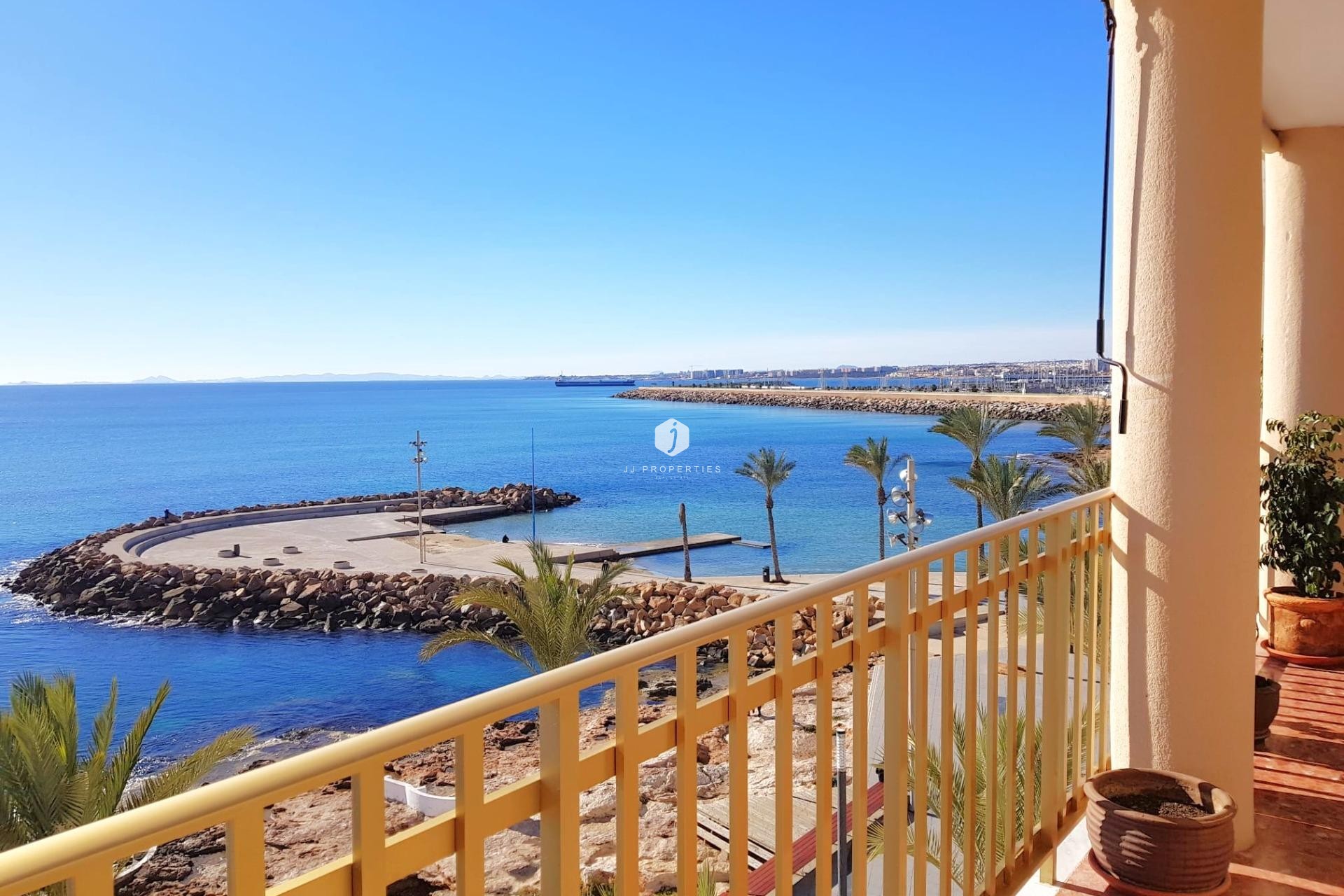 Segunda mano - Apartamento / piso -
Torrevieja - Estacion de autobuses