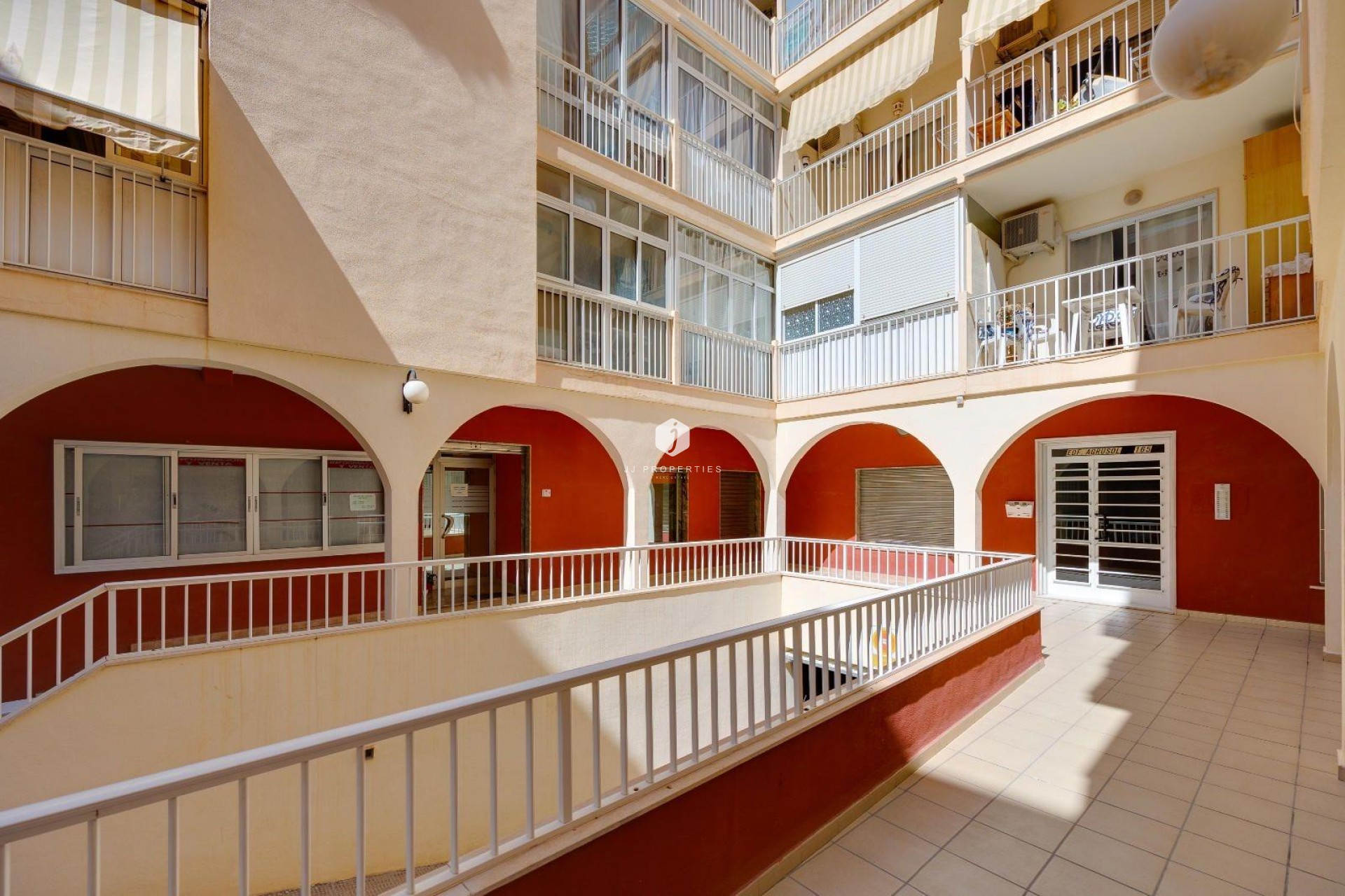 Segunda mano - Apartamento / piso -
Torrevieja - Estacion de autobuses