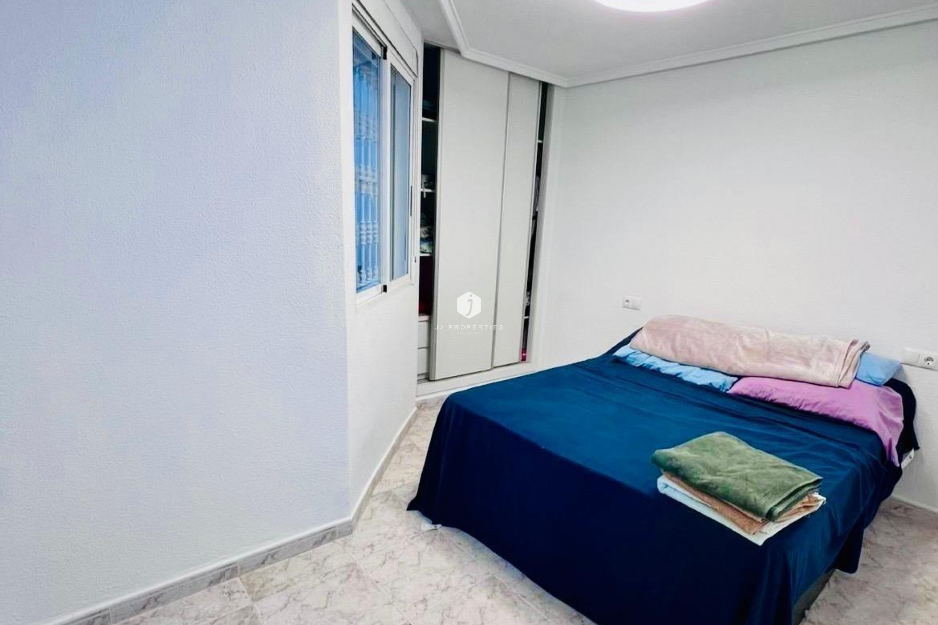 Segunda mano - Apartamento / piso -
Torrevieja - Estacion de autobuses
