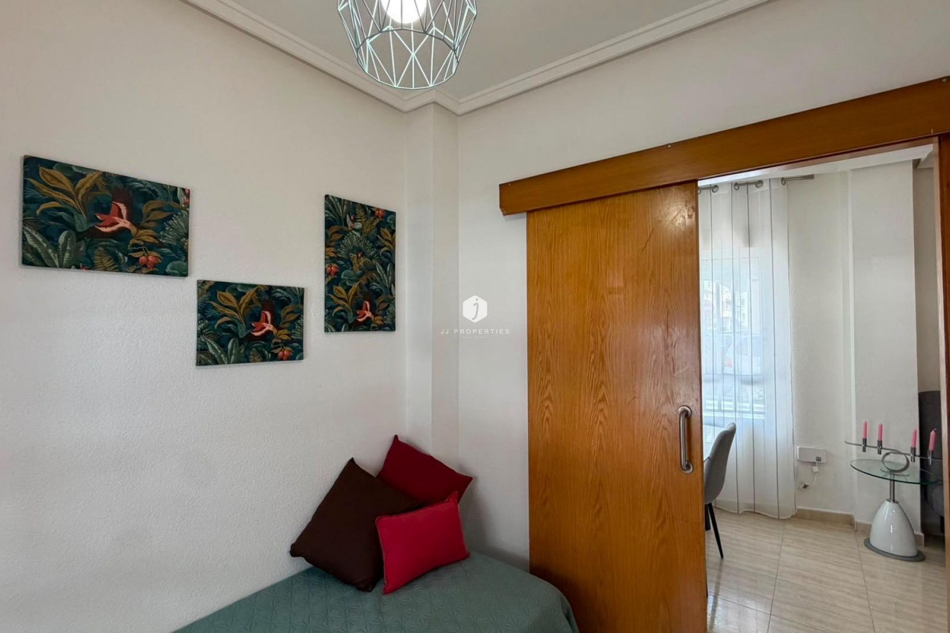 Segunda mano - Apartamento / piso -
Torrevieja - Estacion de autobuses