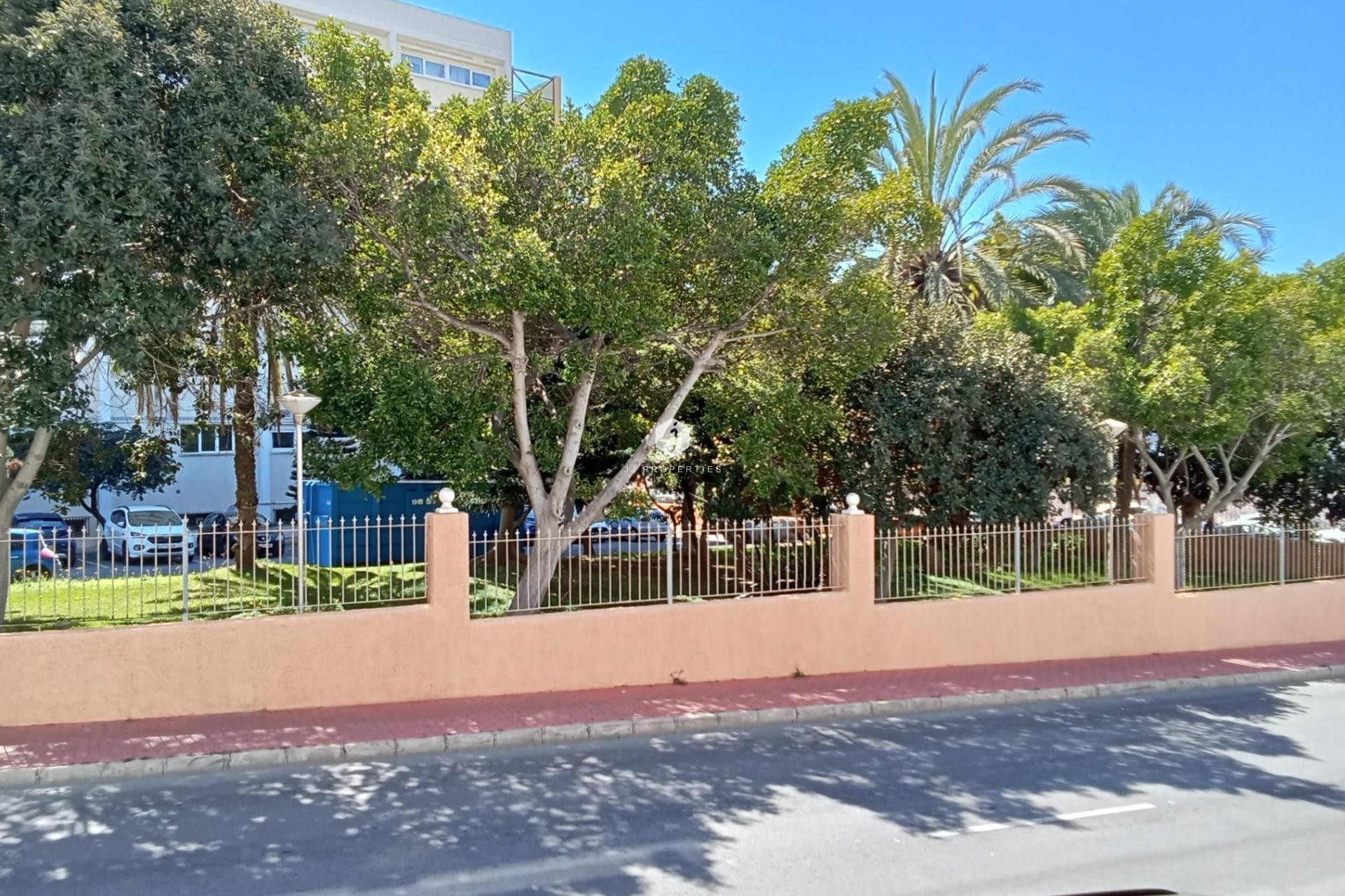 Segunda mano - Apartamento / piso -
Torrevieja - Estacion de autobuses