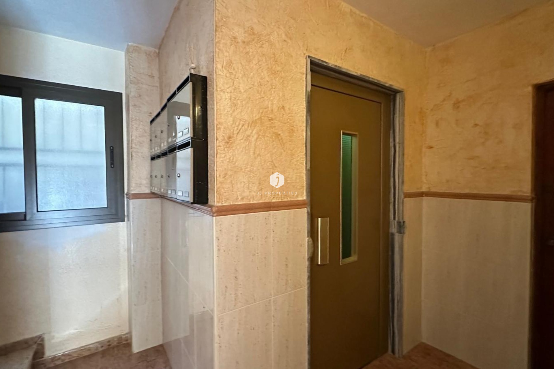 Segunda mano - Apartamento / piso -
Torrevieja - Estacion de autobuses