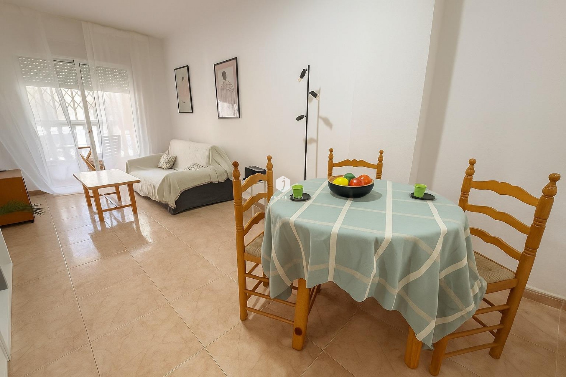 Segunda mano - Apartamento / piso -
Torrevieja - Habaneras