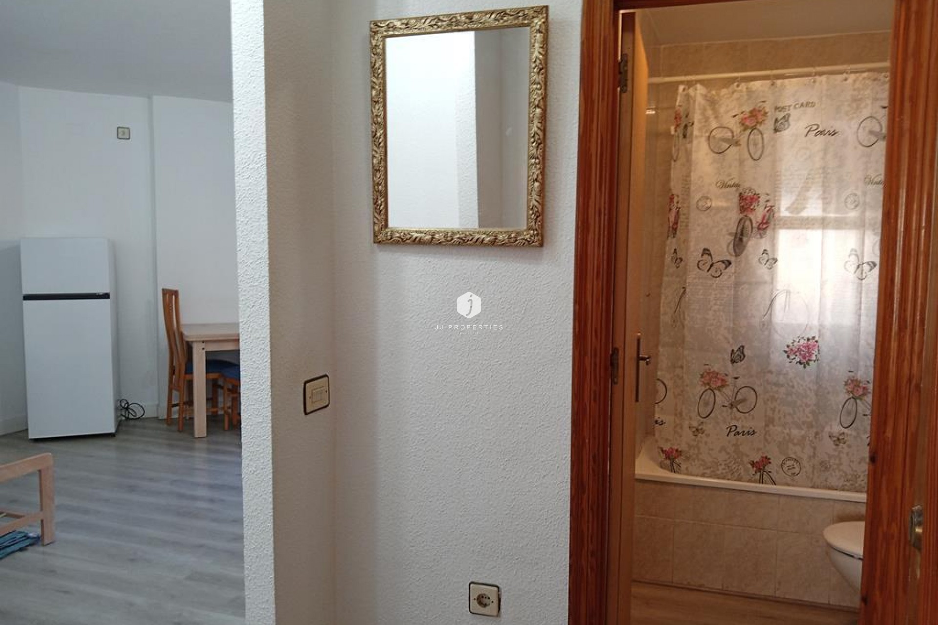 Segunda mano - Apartamento / piso -
Torrevieja - Habaneras