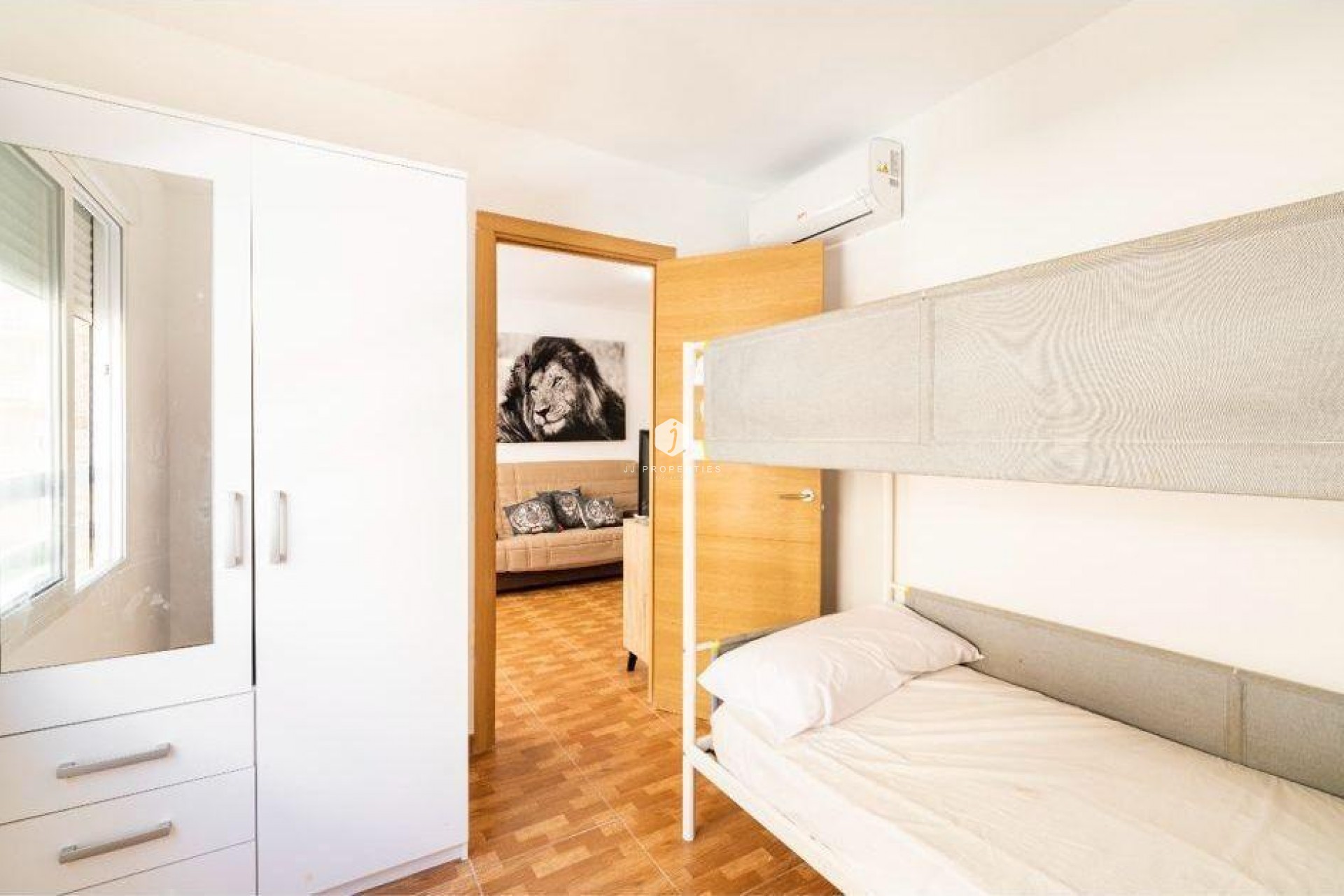 Segunda mano - Apartamento / piso -
Torrevieja - La Mata Pueblo