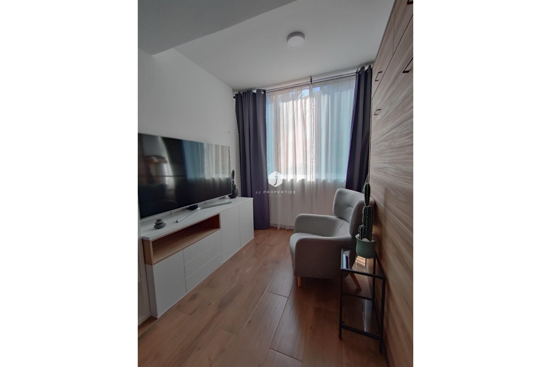 Segunda mano - Apartamento / piso -
Torrevieja - La Mata