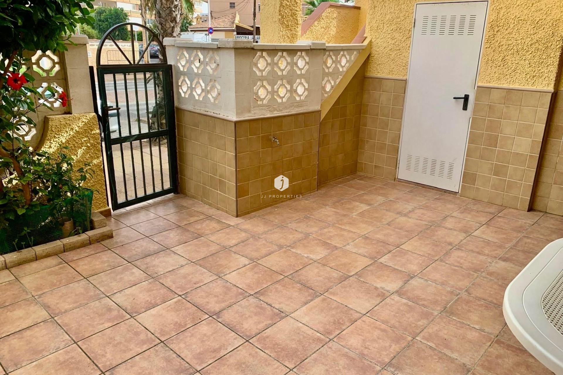 Segunda mano - Apartamento / piso -
Torrevieja - La Mata