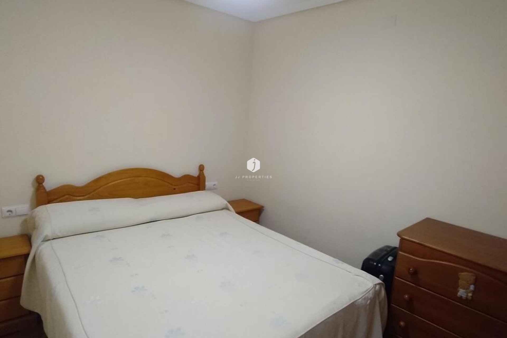 Segunda mano - Apartamento / piso -
Torrevieja - La Mata