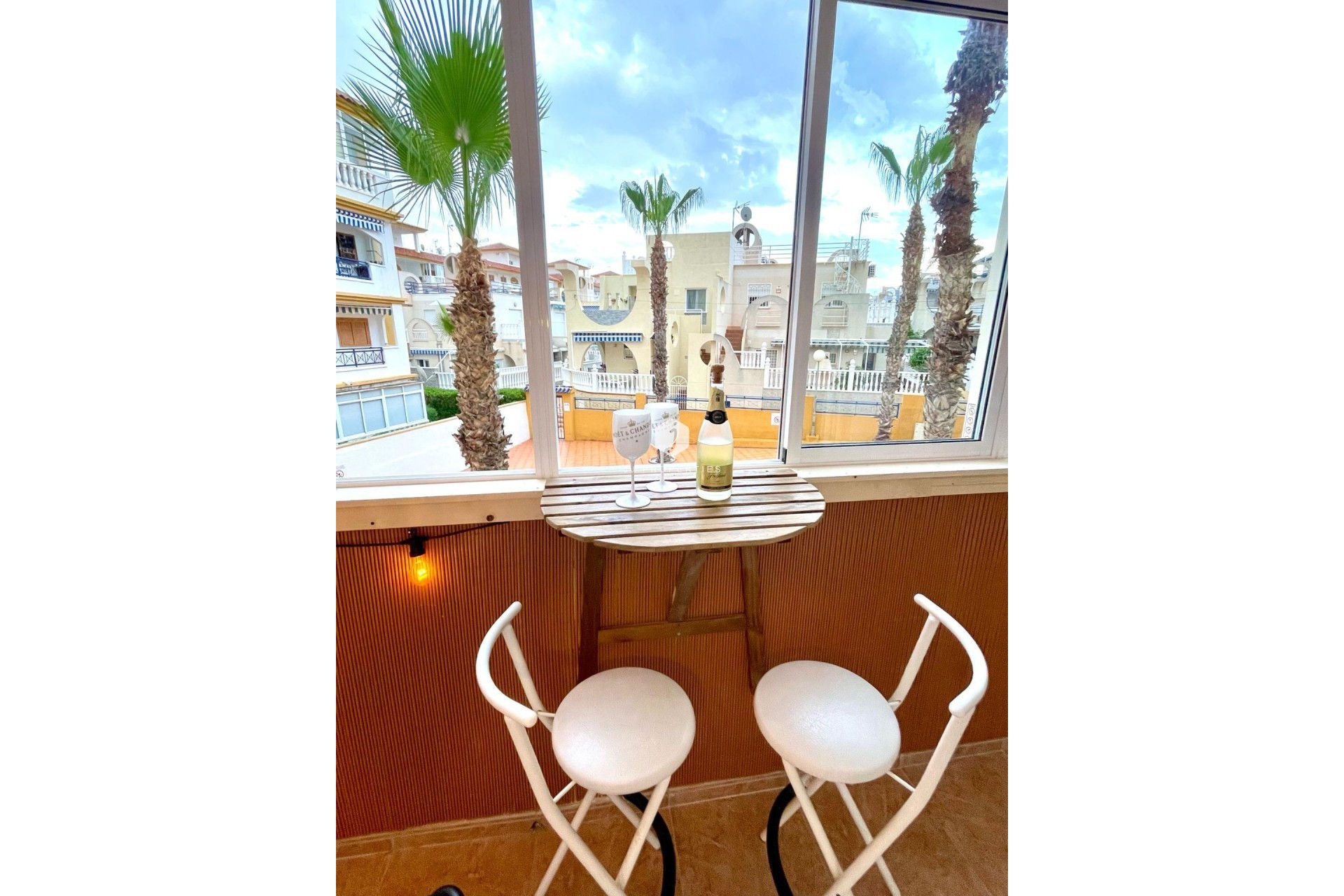 Segunda mano - Apartamento / piso -
Torrevieja - La Mata