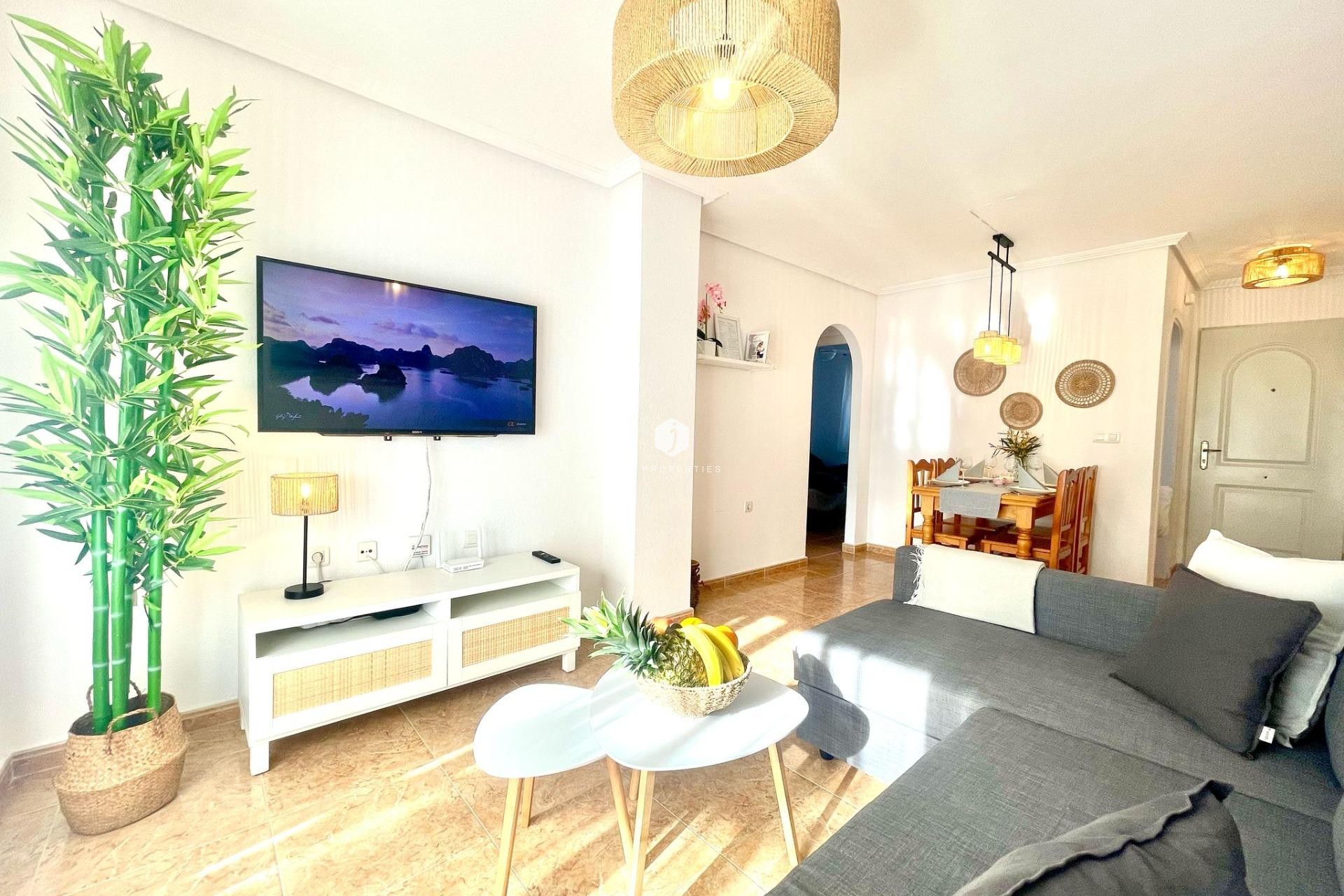 Segunda mano - Apartamento / piso -
Torrevieja - La Mata