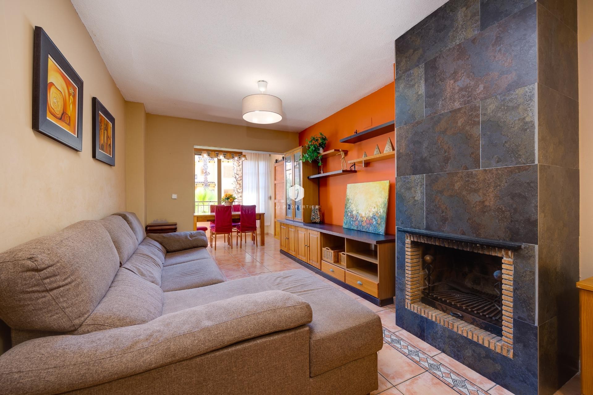 Segunda mano - Apartamento / piso -
Torrevieja - La Mata