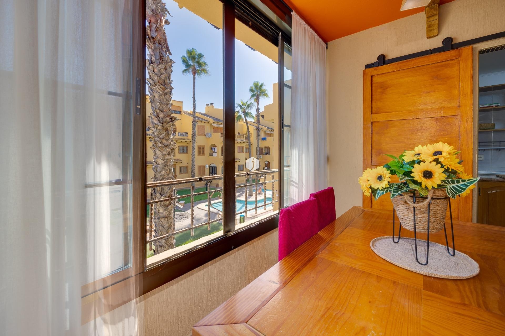 Segunda mano - Apartamento / piso -
Torrevieja - La Mata