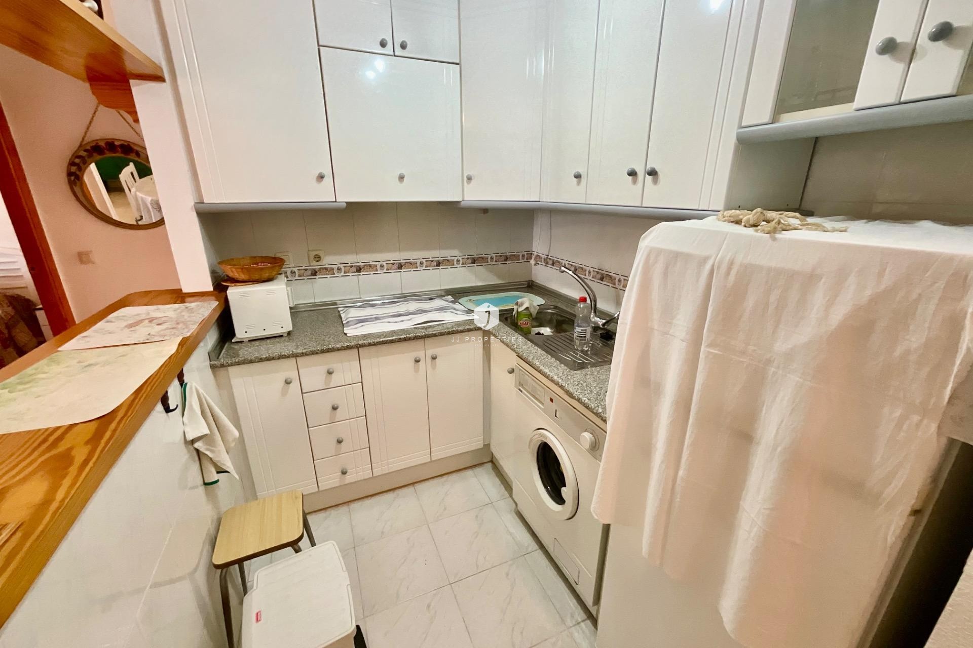 Segunda mano - Apartamento / piso -
Torrevieja - La Mata