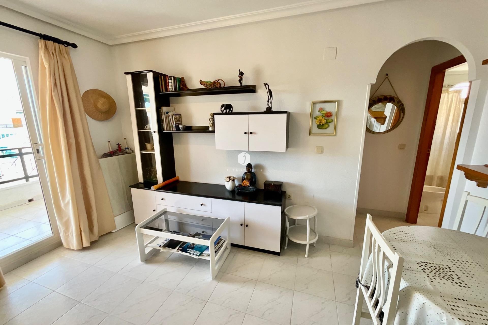 Segunda mano - Apartamento / piso -
Torrevieja - La Mata