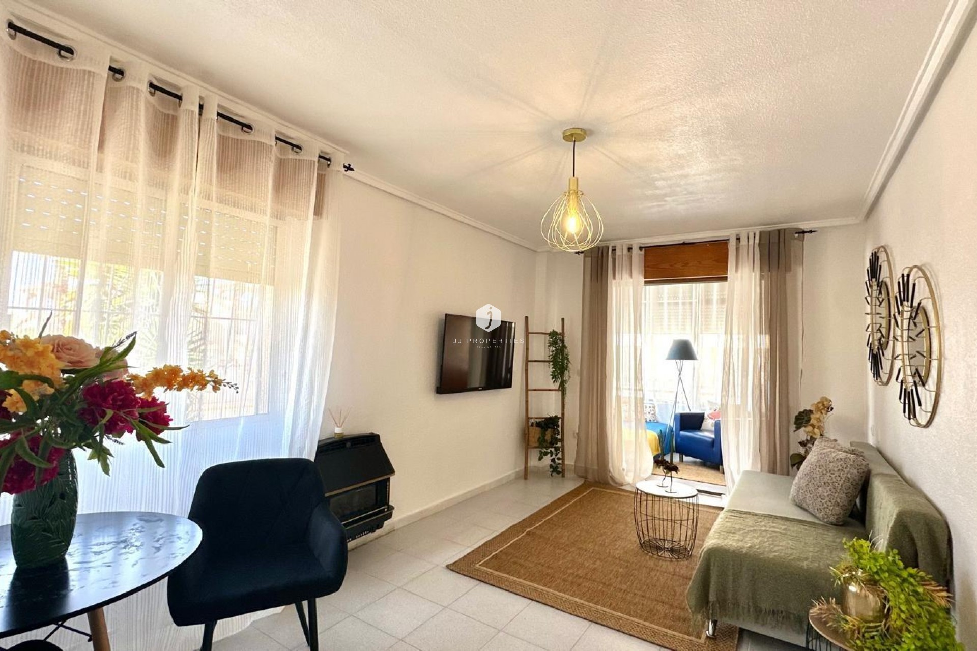 Segunda mano - Apartamento / piso -
Torrevieja - La Siesta - El Salado - Torreta