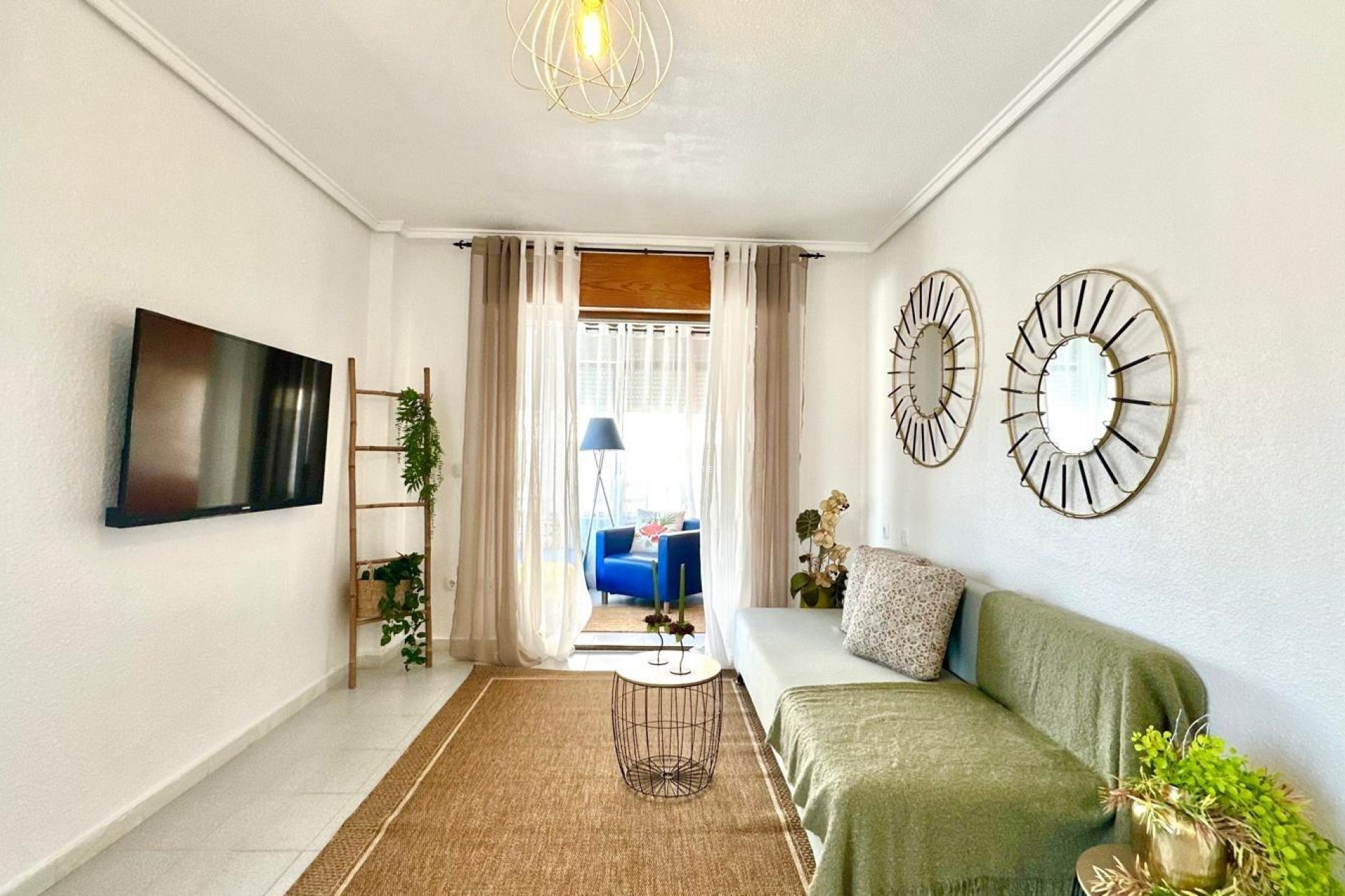 Segunda mano - Apartamento / piso -
Torrevieja - La Siesta - El Salado - Torreta