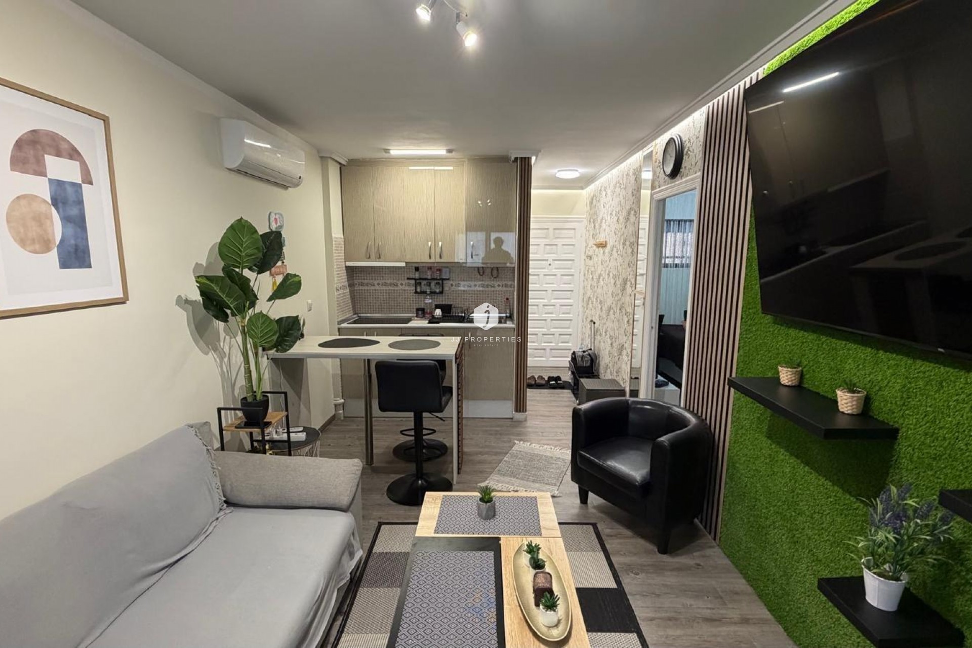 Segunda mano - Apartamento / piso -
Torrevieja - La Siesta - El Salado - Torreta