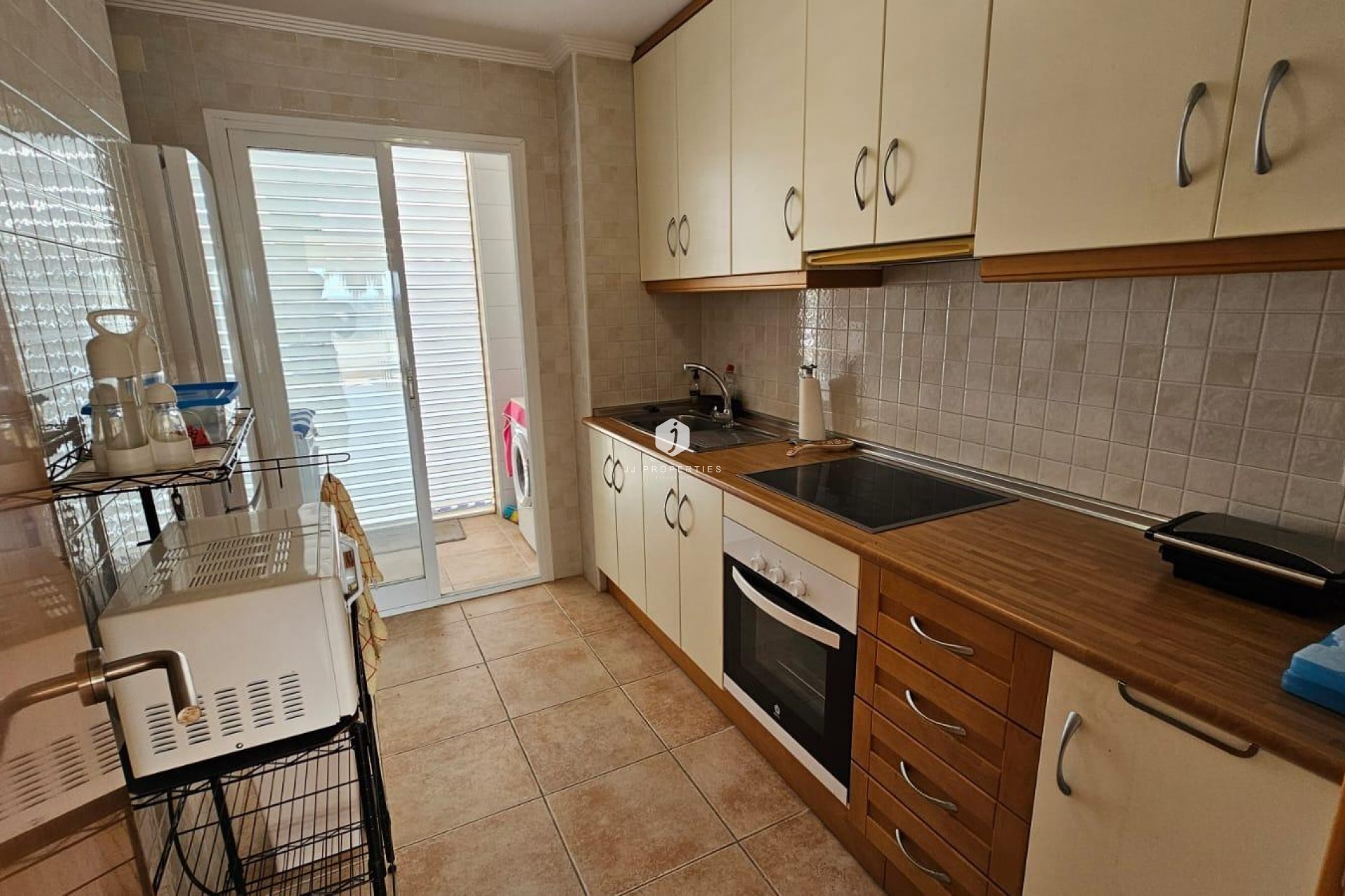 Segunda mano - Apartamento / piso -
Torrevieja - La veleta