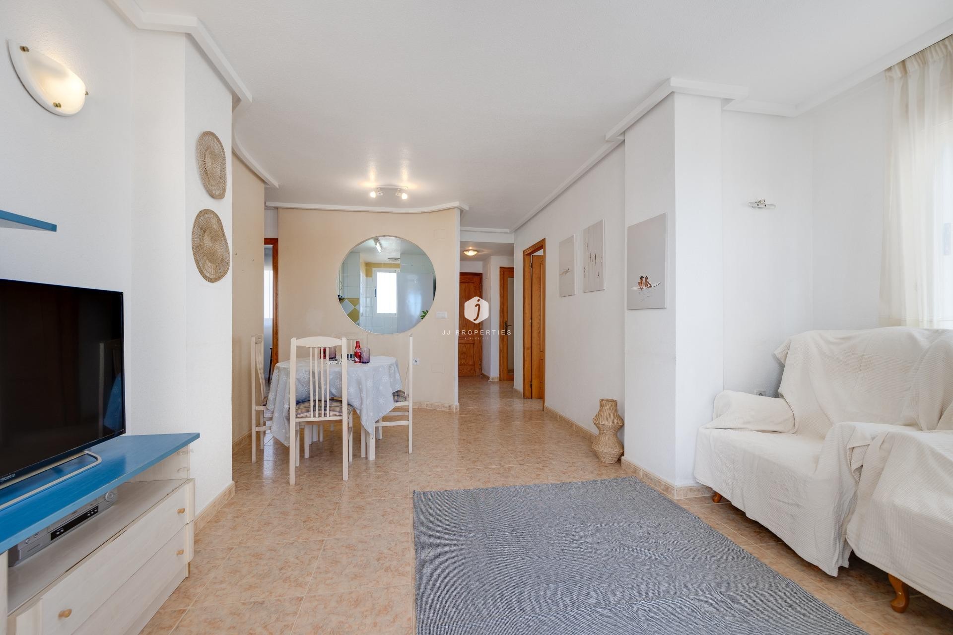 Segunda mano - Apartamento / piso -
Torrevieja - La veleta