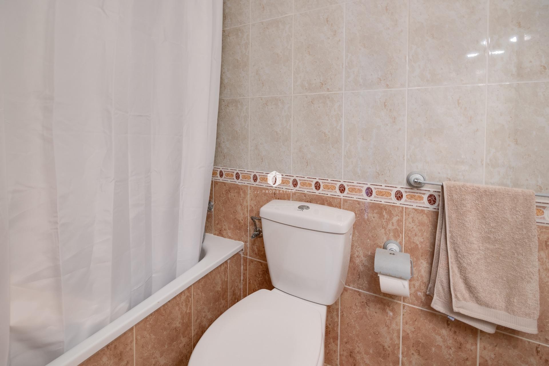 Segunda mano - Apartamento / piso -
Torrevieja - La veleta