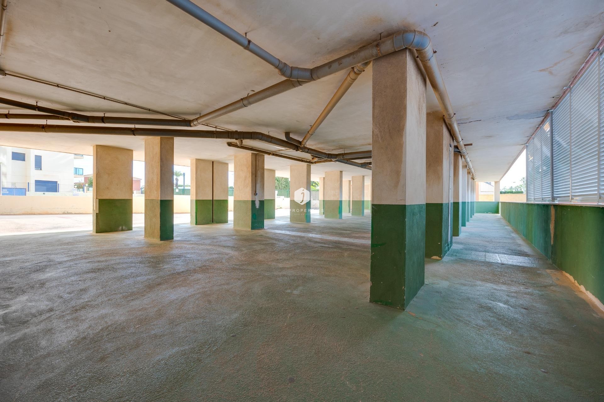 Segunda mano - Apartamento / piso -
Torrevieja - La veleta