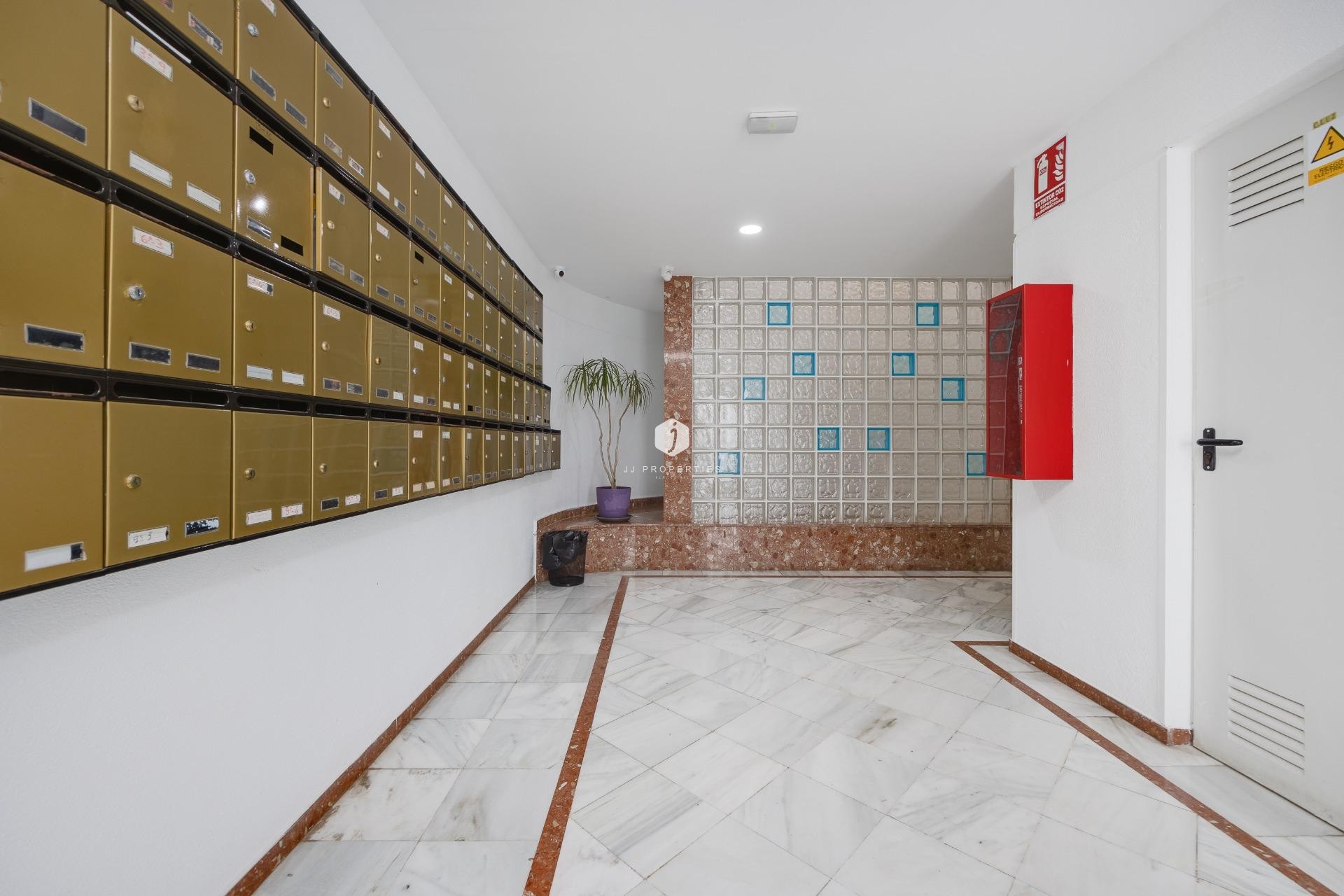 Segunda mano - Apartamento / piso -
Torrevieja - La veleta