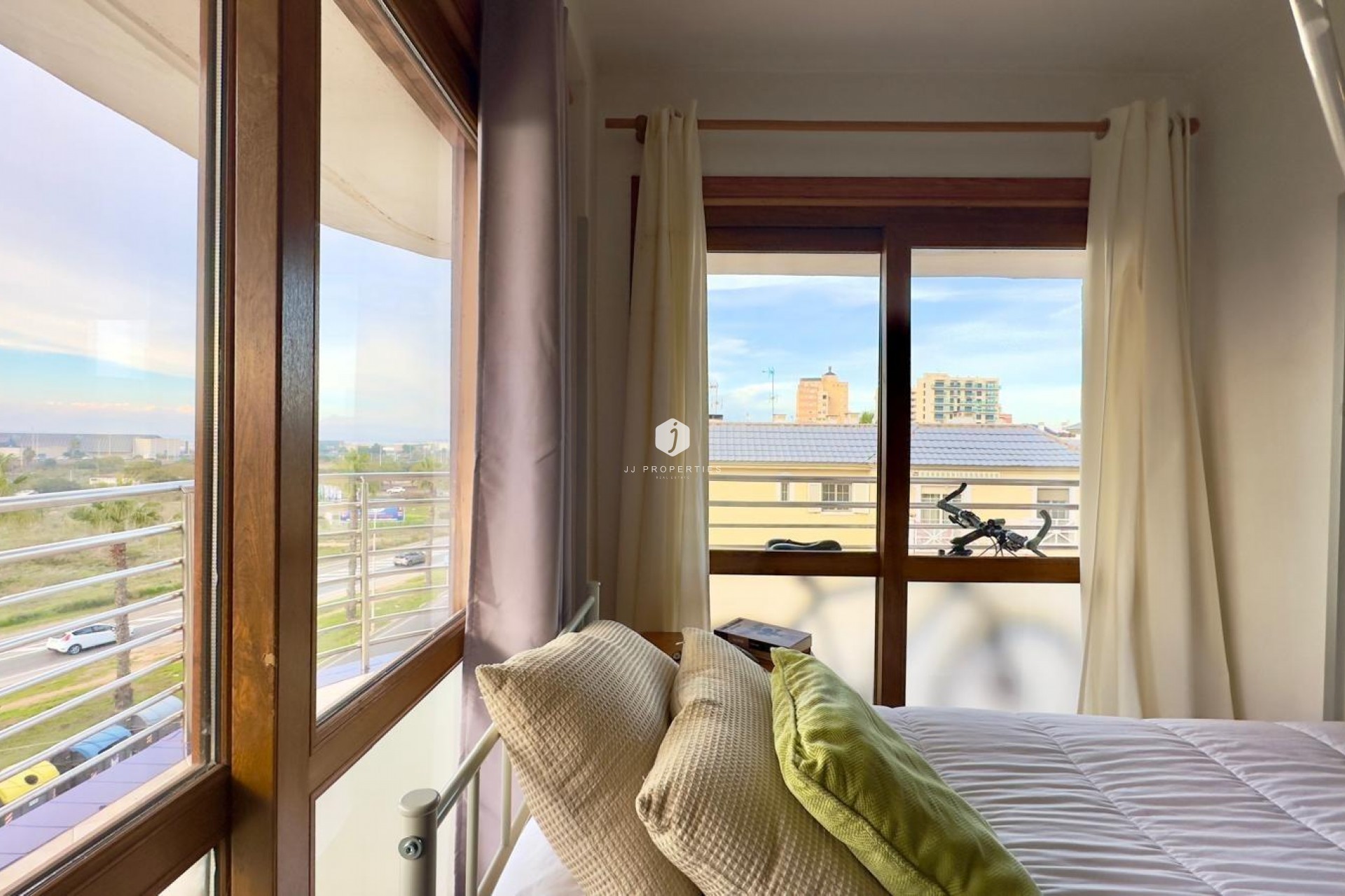 Segunda mano - Apartamento / piso -
Torrevieja - La veleta