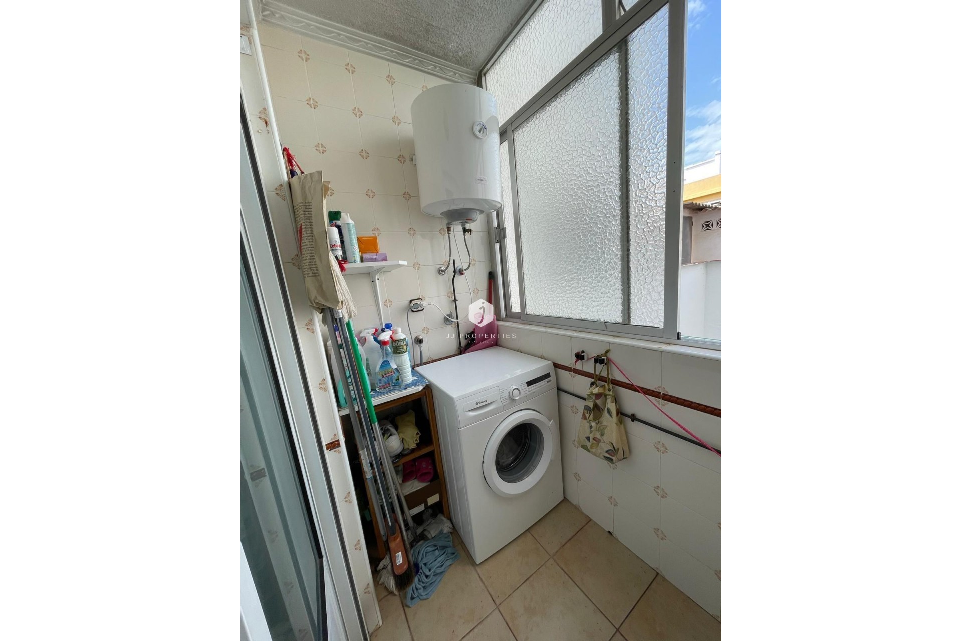 Segunda mano - Apartamento / piso -
Torrevieja - Las Piscinas Naturales