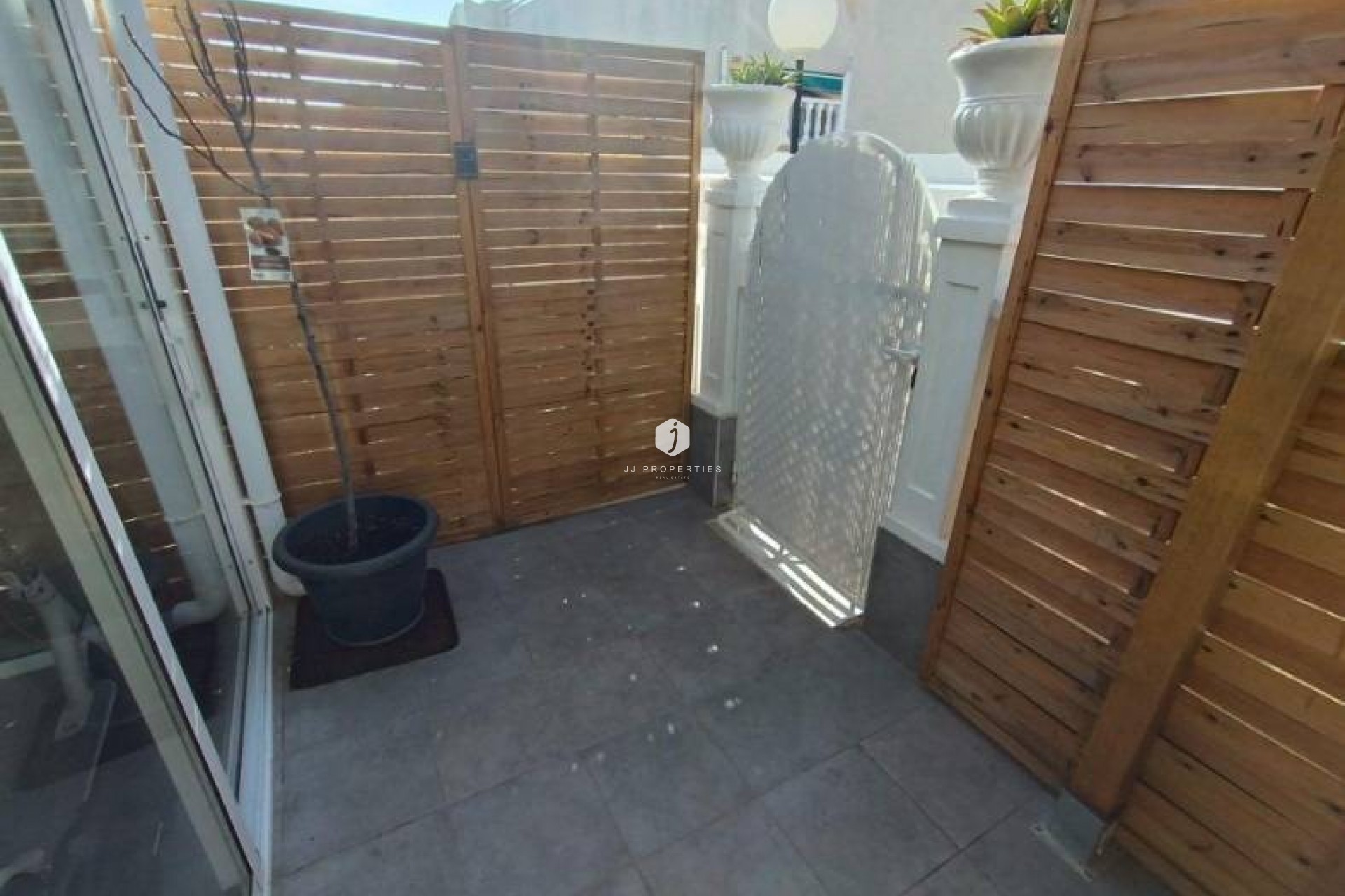 Segunda mano - Apartamento / piso -
Torrevieja - Los Balcones