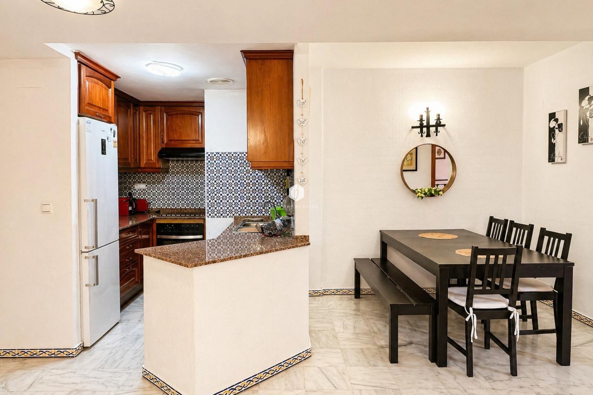Segunda mano - Apartamento / piso -
Torrevieja - Los Frutales