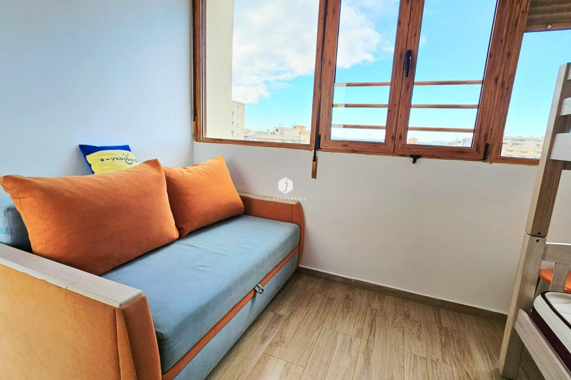 Segunda mano - Apartamento / piso -
Torrevieja - Nueva Torrevieja