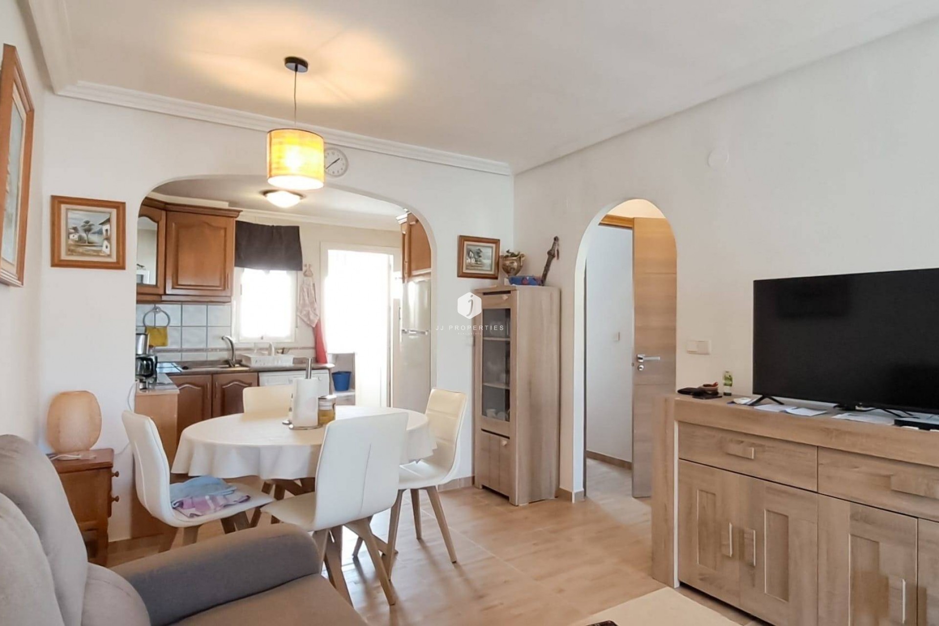 Segunda mano - Apartamento / piso -
Torrevieja - Parque Acuático - Sector 25