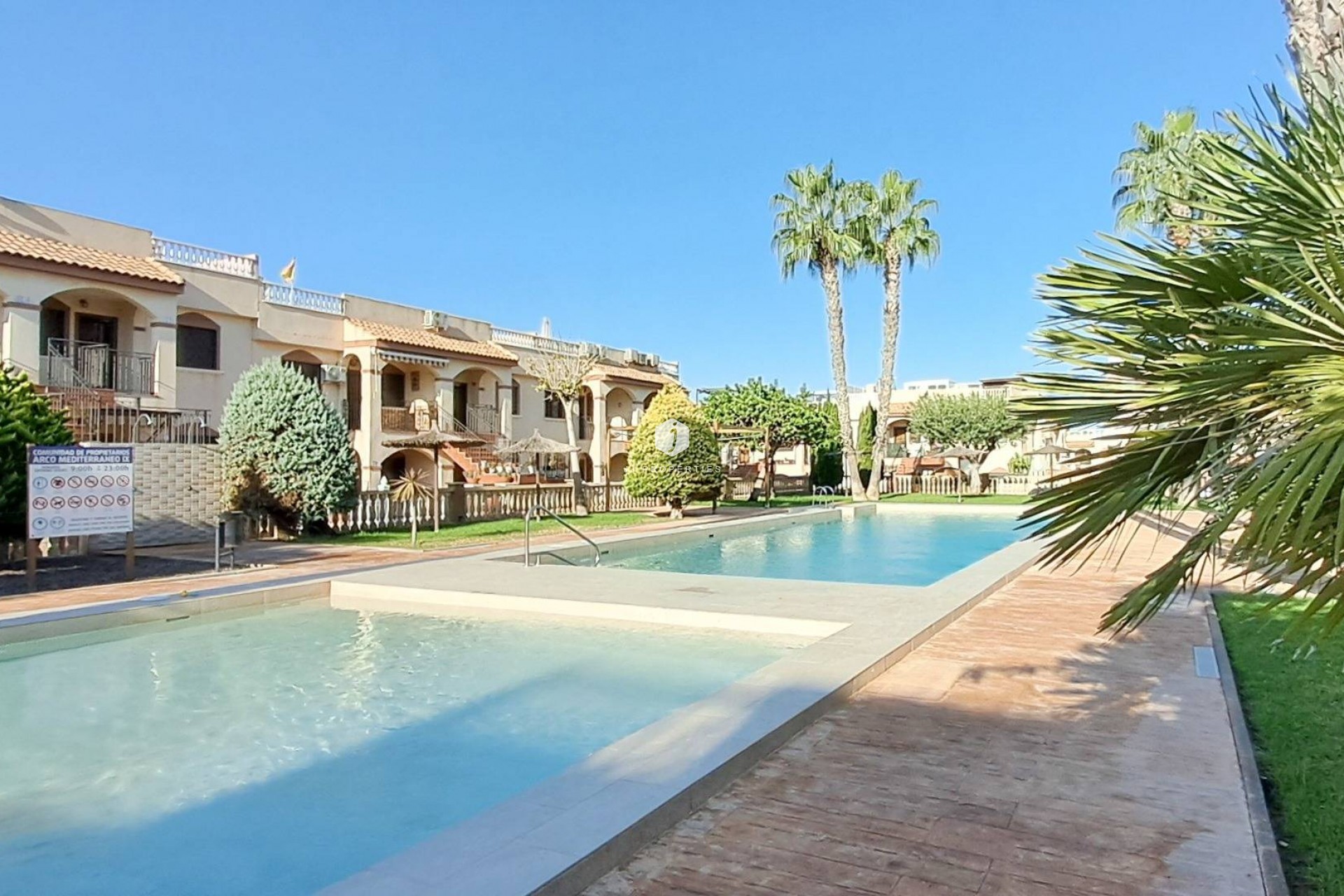 Segunda mano - Apartamento / piso -
Torrevieja - Parque Acuático - Sector 25