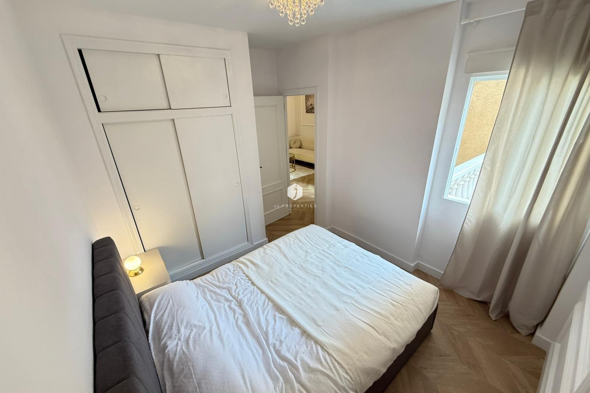 Segunda mano - Apartamento / piso -
Torrevieja - PARQUE DE LAS NACIONES