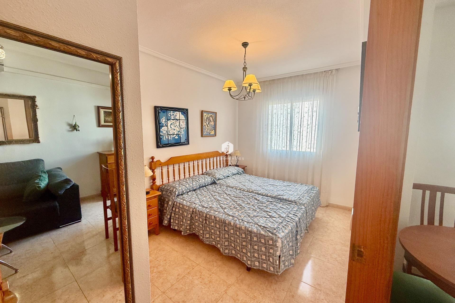 Segunda mano - Apartamento / piso -
Torrevieja - PARQUE DE LAS NACIONES