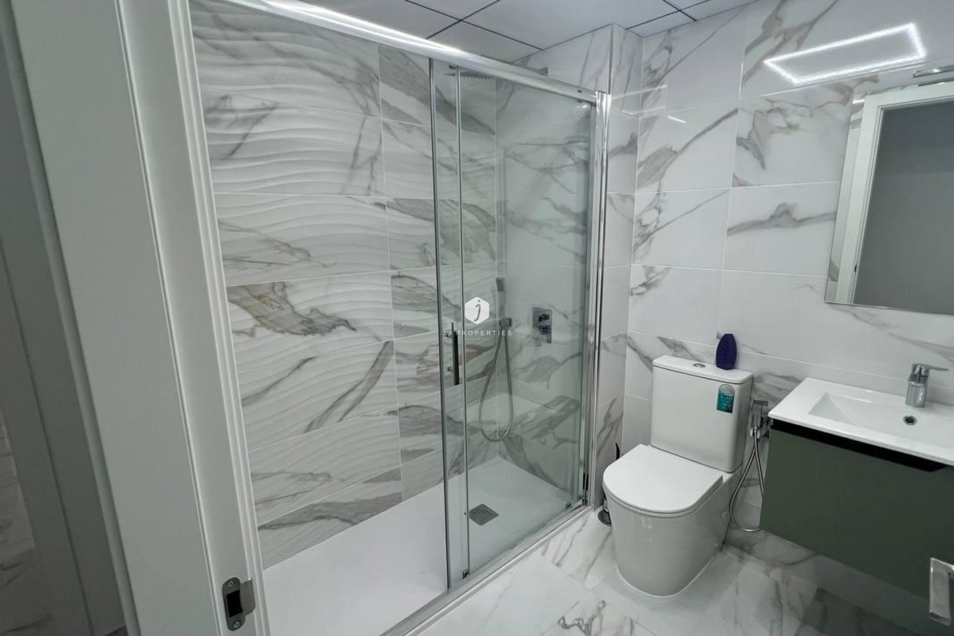 Segunda mano - Apartamento / piso -
Torrevieja - PARQUE DE LAS NACIONES