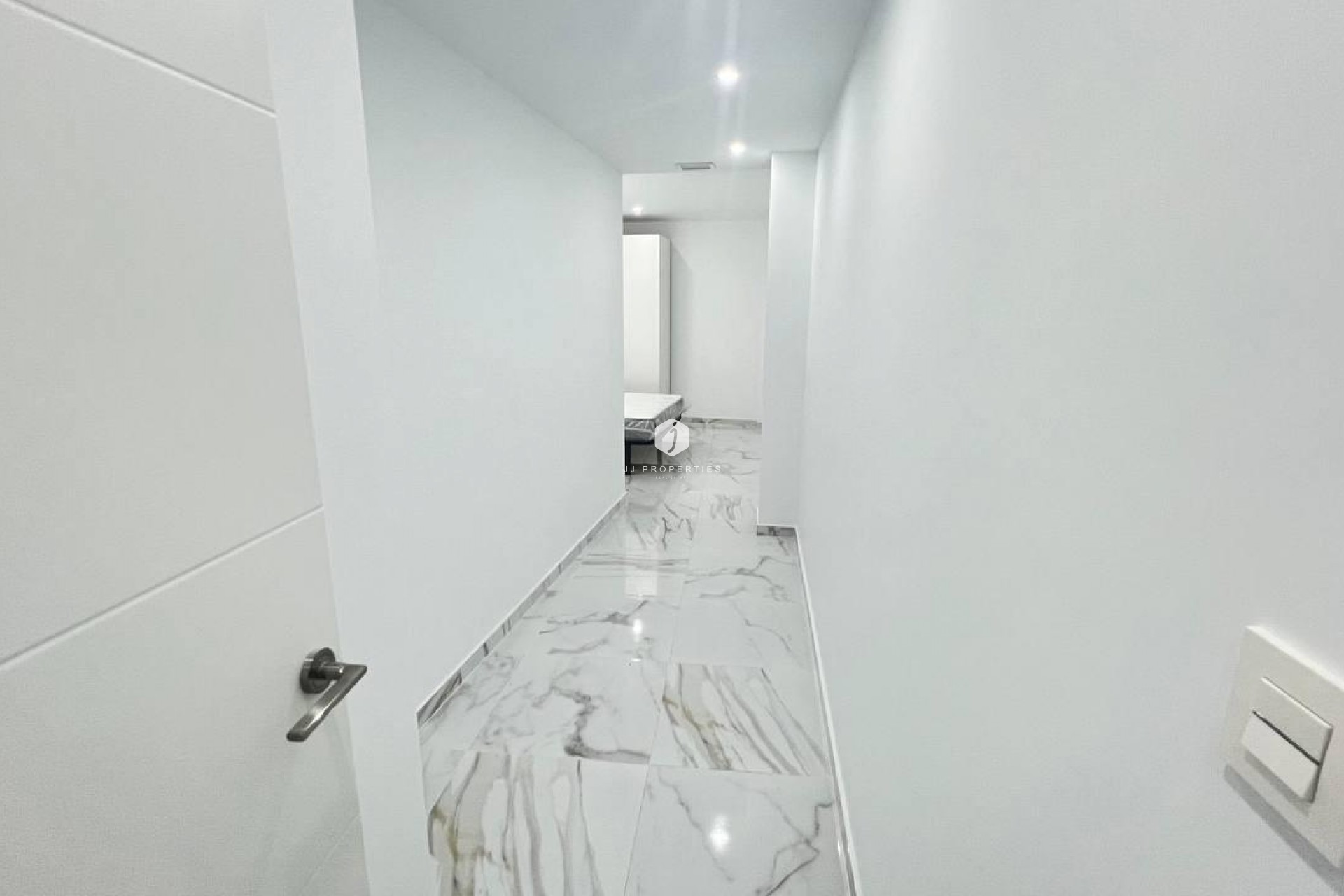 Segunda mano - Apartamento / piso -
Torrevieja - PARQUE DE LAS NACIONES