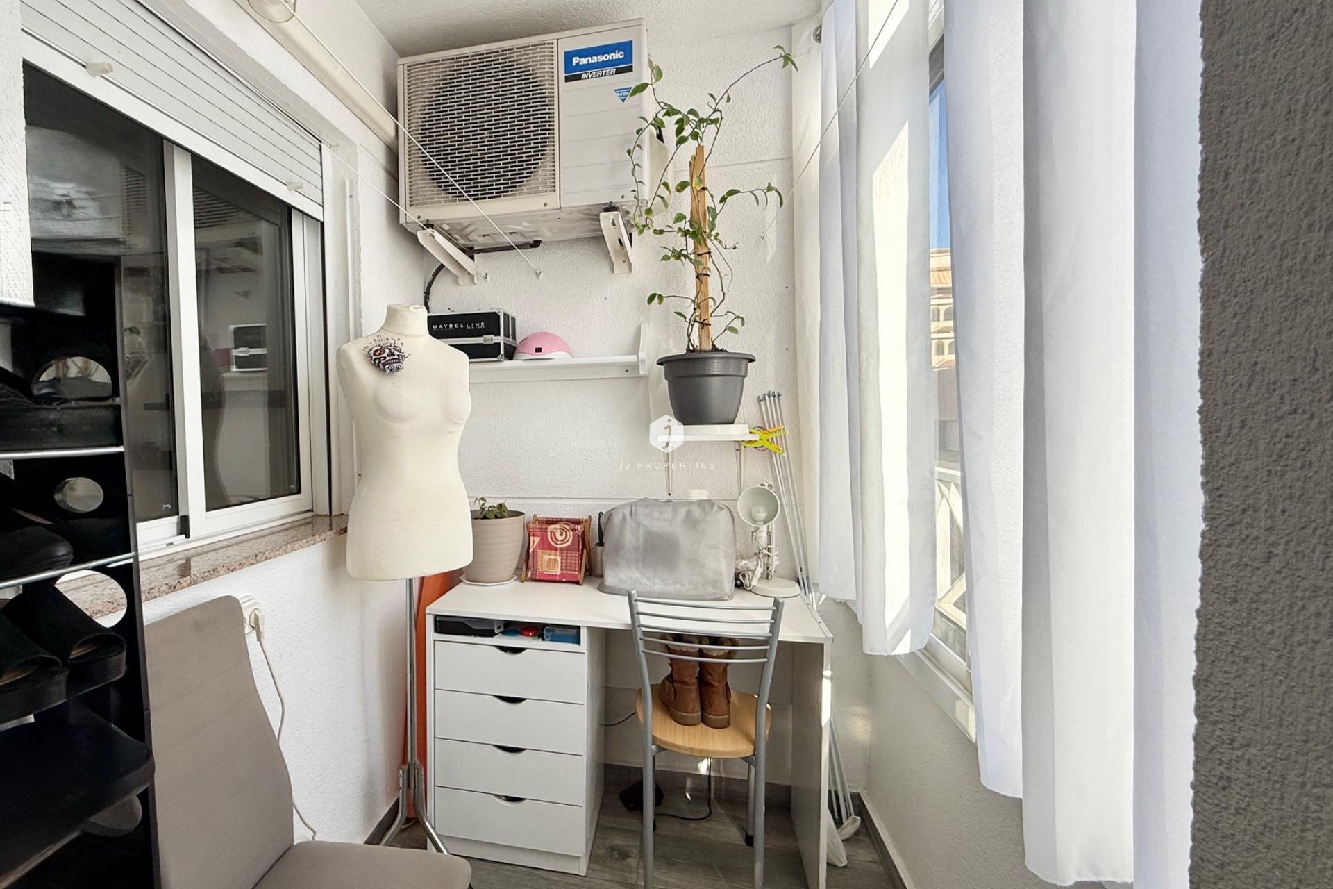 Segunda mano - Apartamento / piso -
Torrevieja - PARQUE DE LAS NACIONES