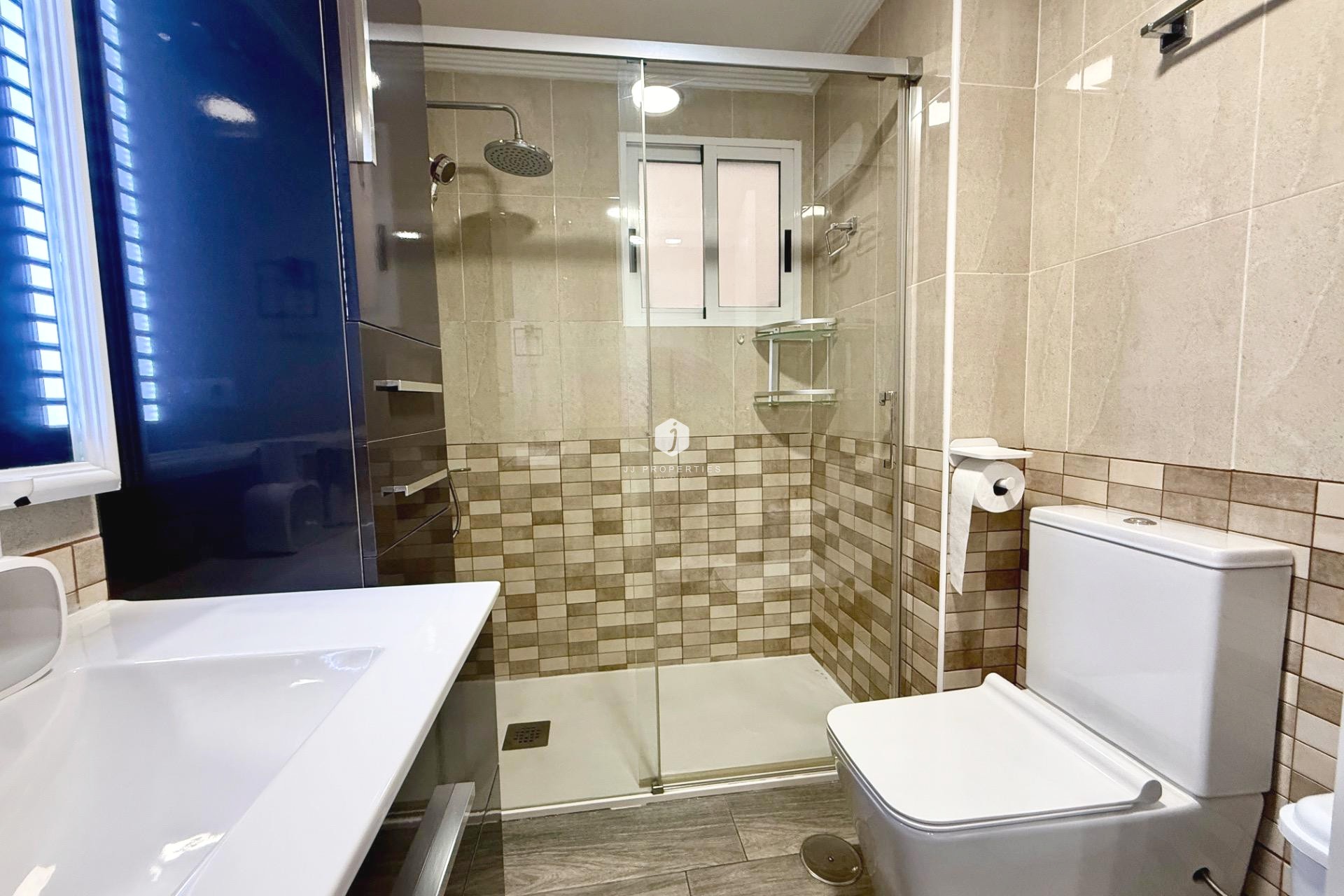 Segunda mano - Apartamento / piso -
Torrevieja - PARQUE DE LAS NACIONES