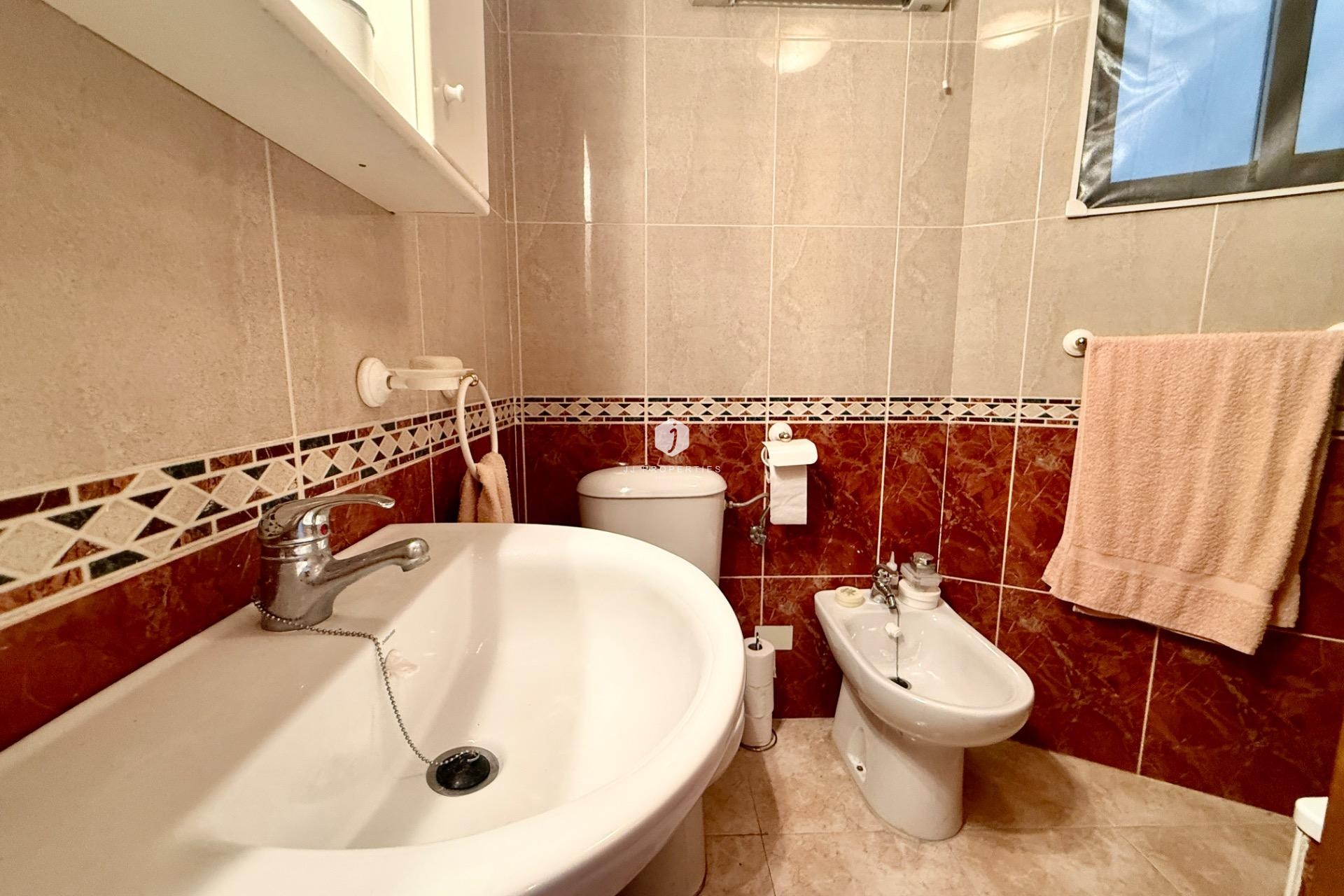 Segunda mano - Apartamento / piso -
Torrevieja - PARQUE DE LAS NACIONES