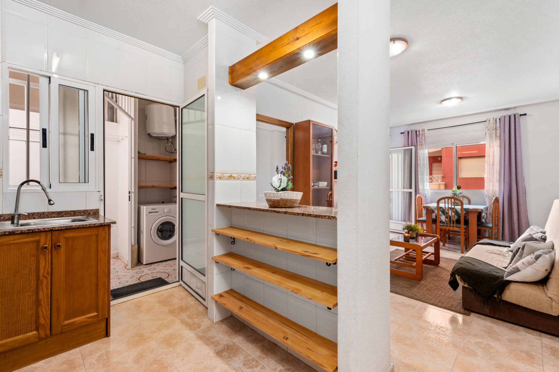 Segunda mano - Apartamento / piso -
Torrevieja - PARQUE DE LAS NACIONES