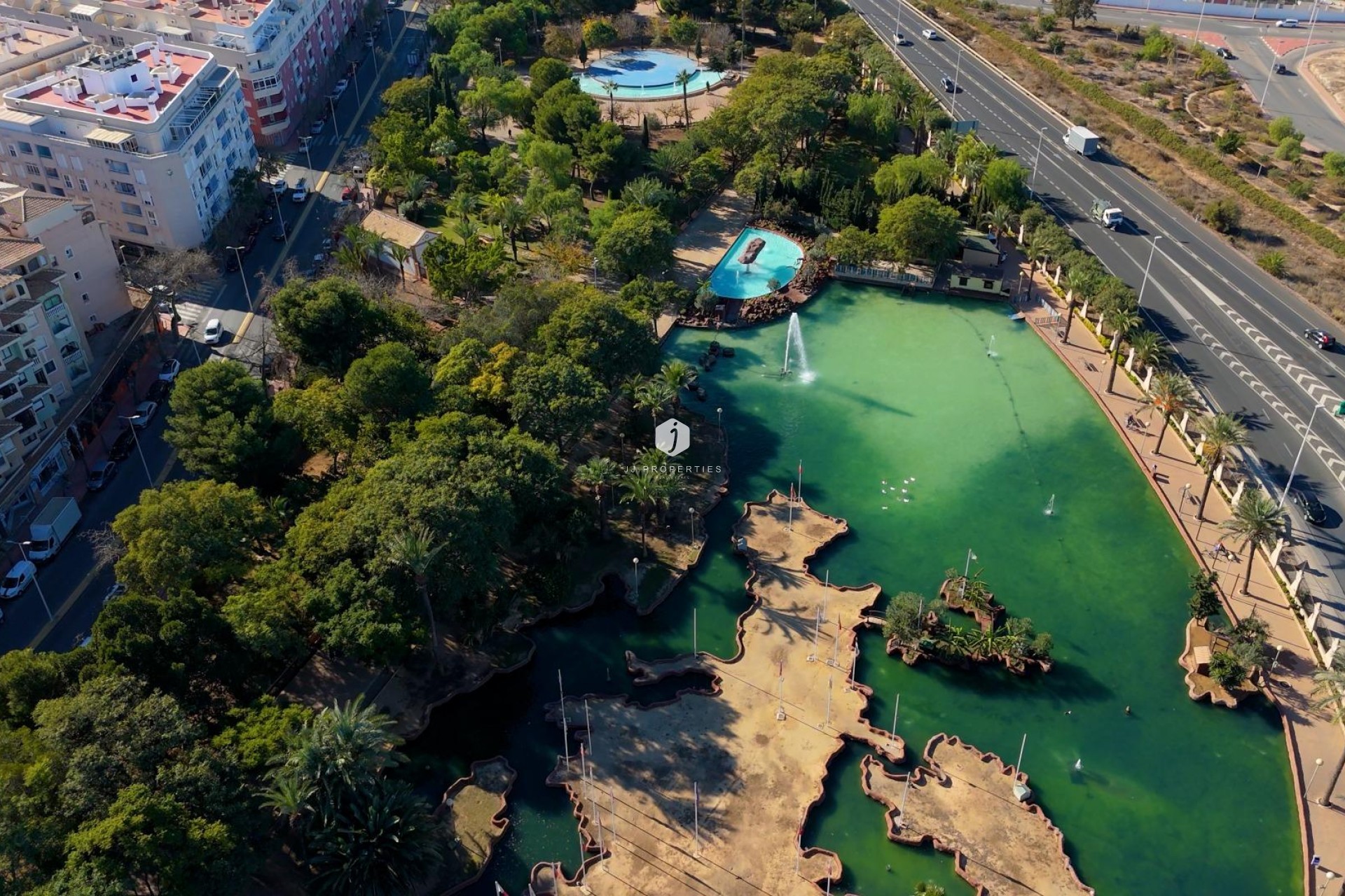 Segunda mano - Apartamento / piso -
Torrevieja - PARQUE DE LAS NACIONES
