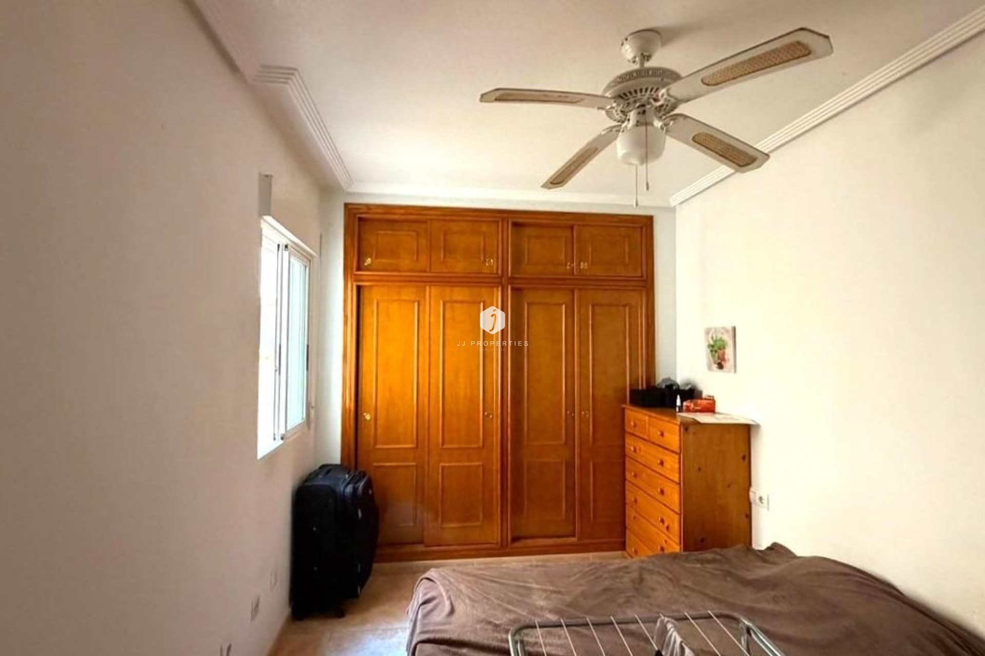 Segunda mano - Apartamento / piso -
Torrevieja - PARQUE DE LAS NACIONES