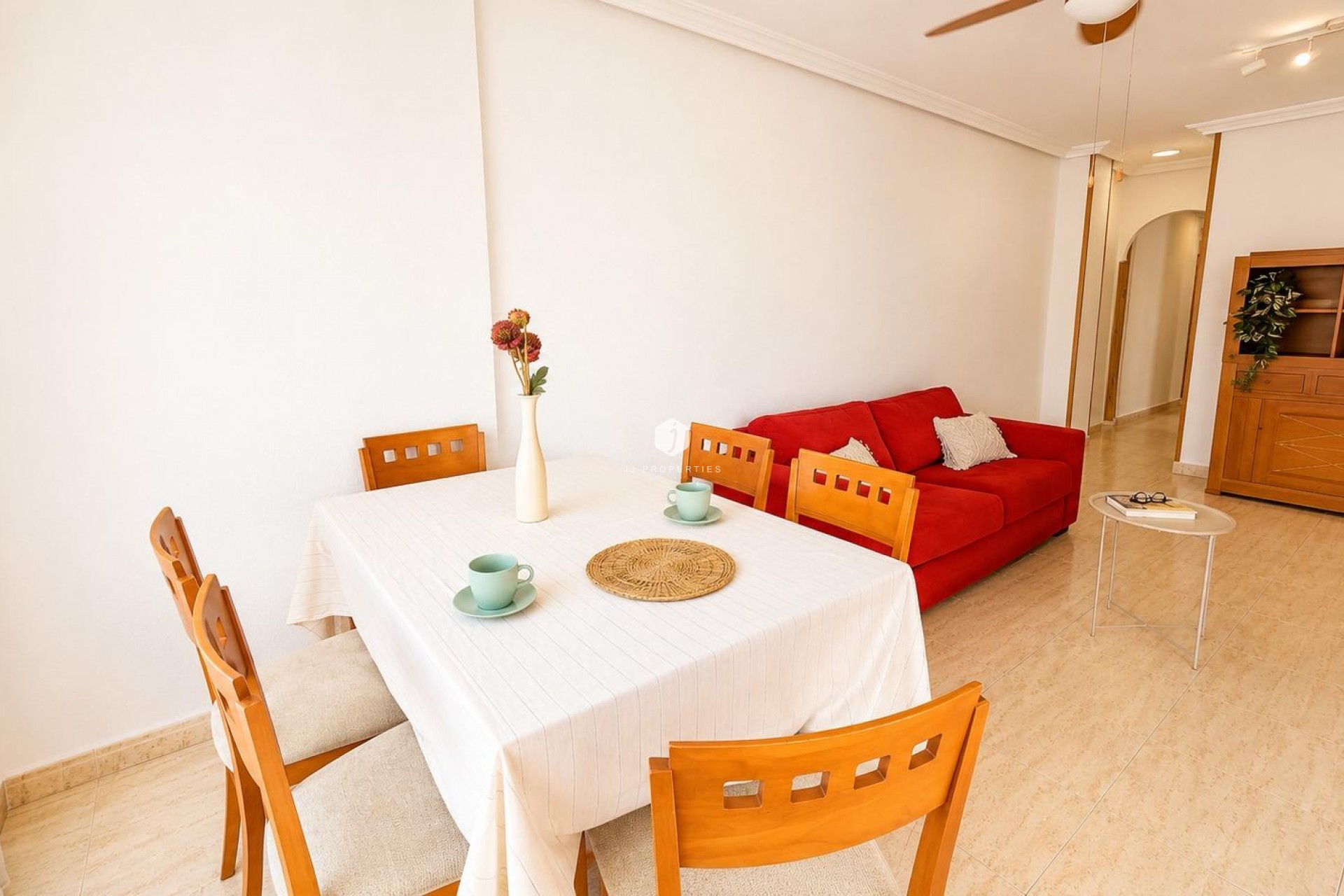 Segunda mano - Apartamento / piso -
Torrevieja - PARQUE DE LAS NACIONES